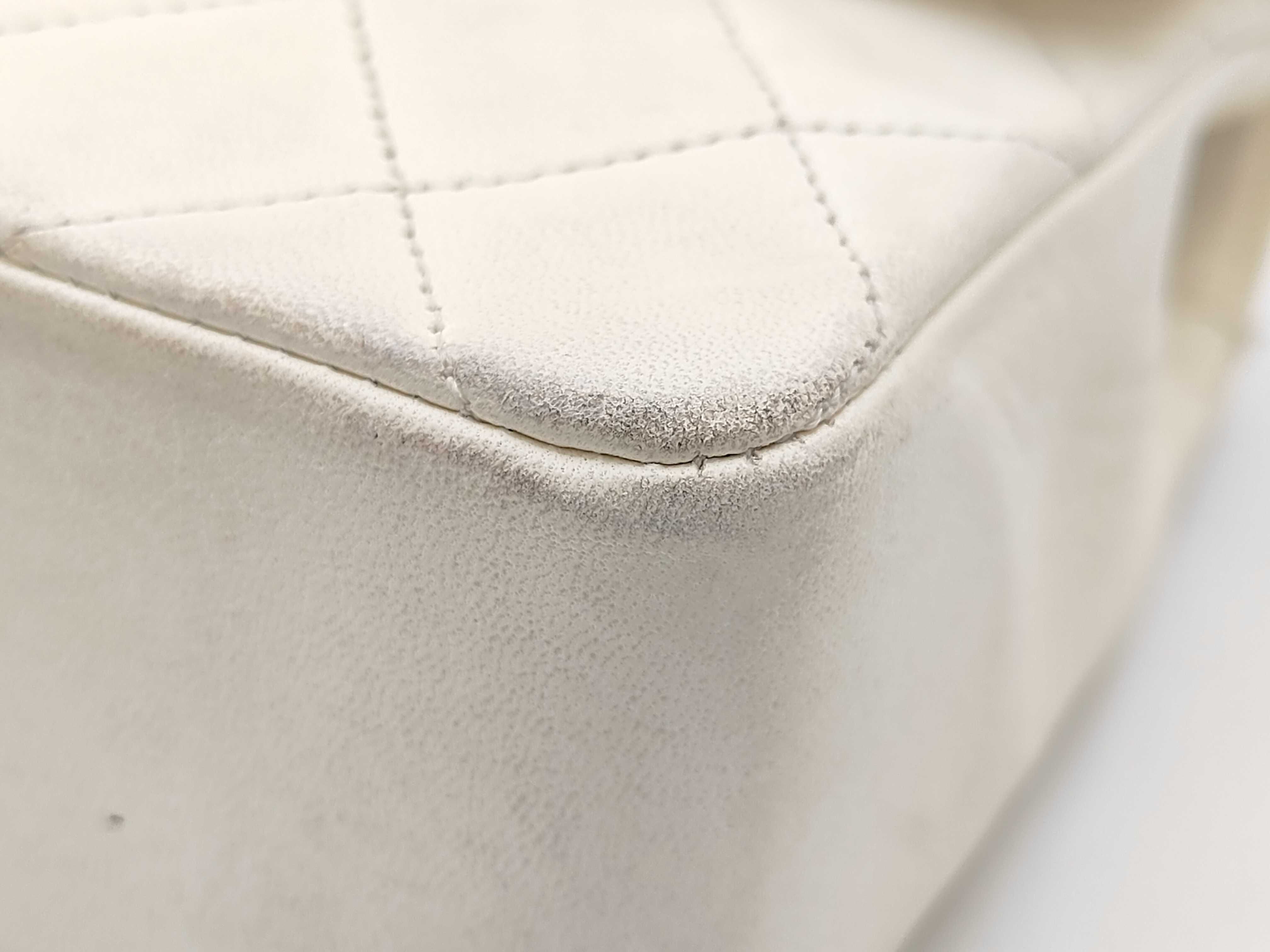 Double Flap Shoulder Bag White Shoulder Bag — view 6