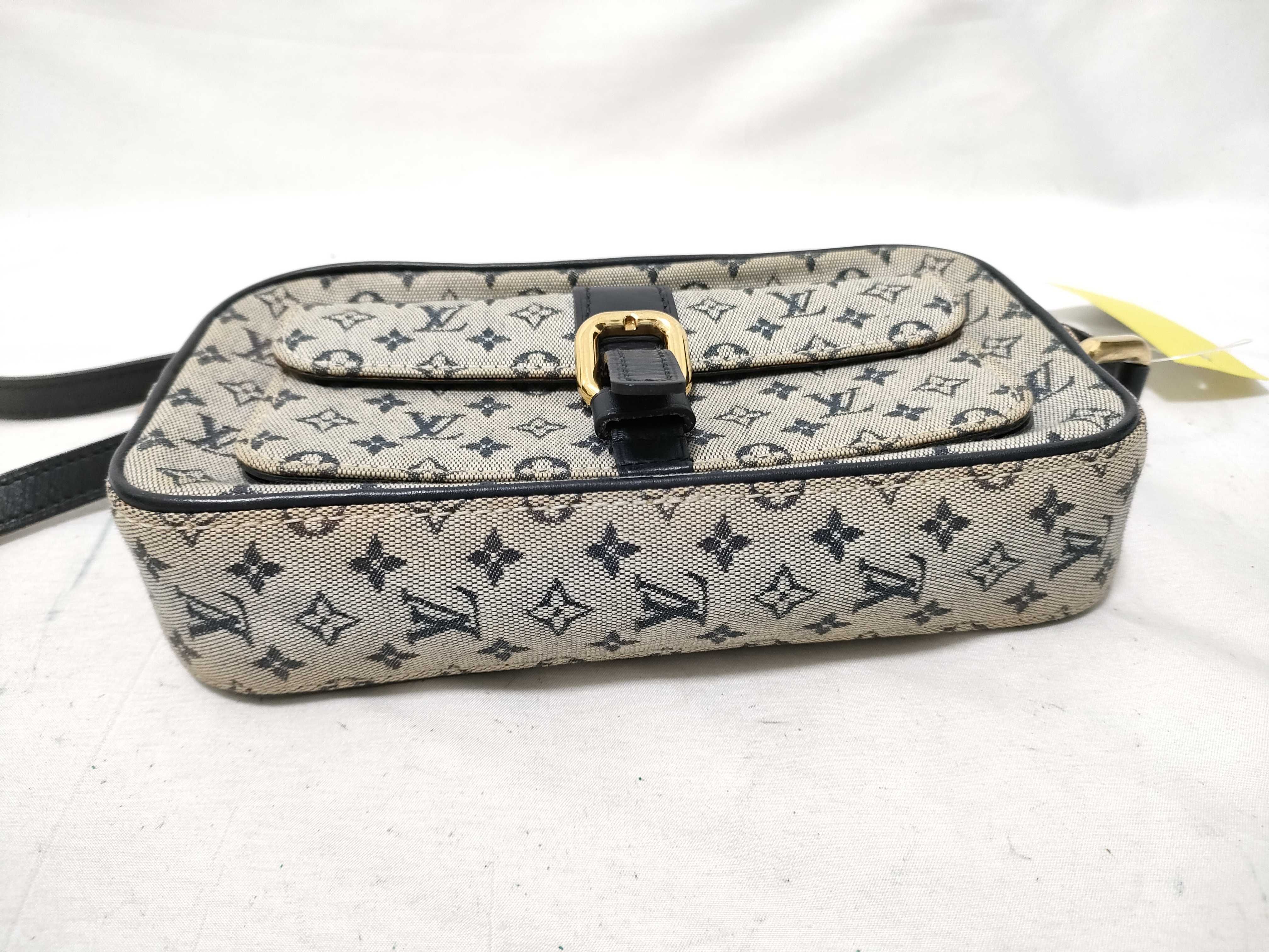 Monogram Mini Juliette MM M92217 TH0072 Shoulder Bag — view 8