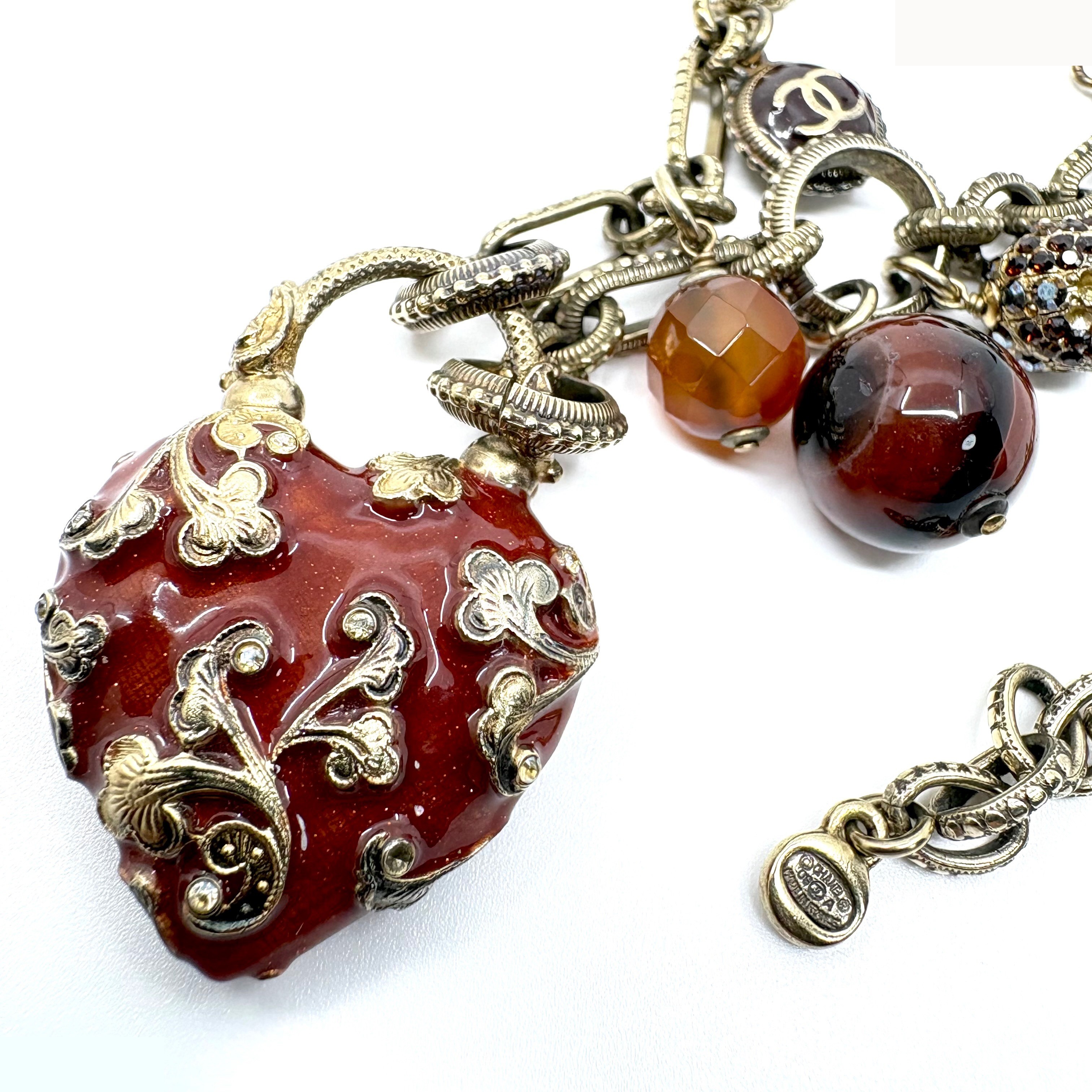 Icon Series Heart Coco Mark (Precious Metal) Necklace/Pendant — view 4