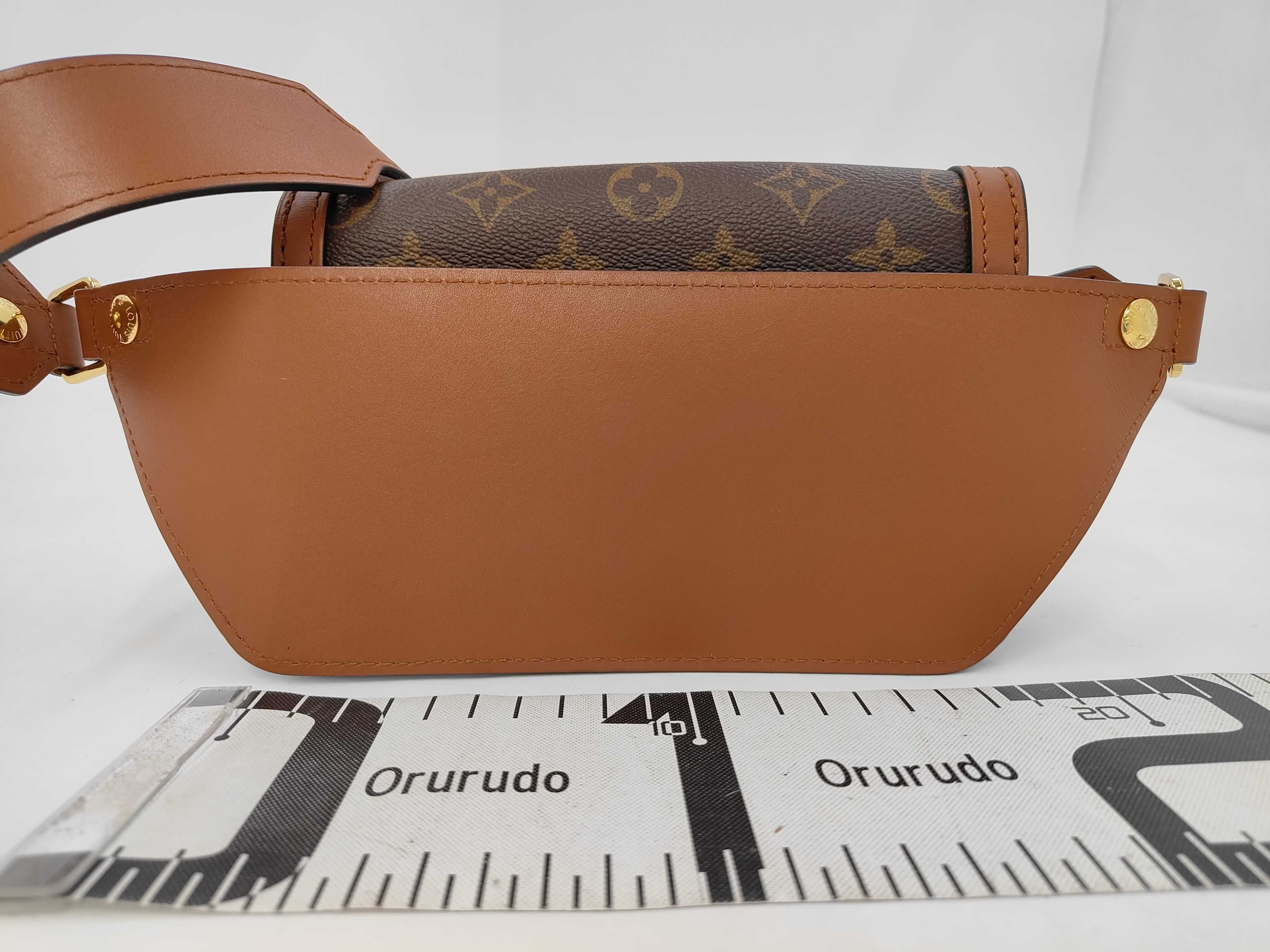 LV M44586 Shoulder Bag — view 2