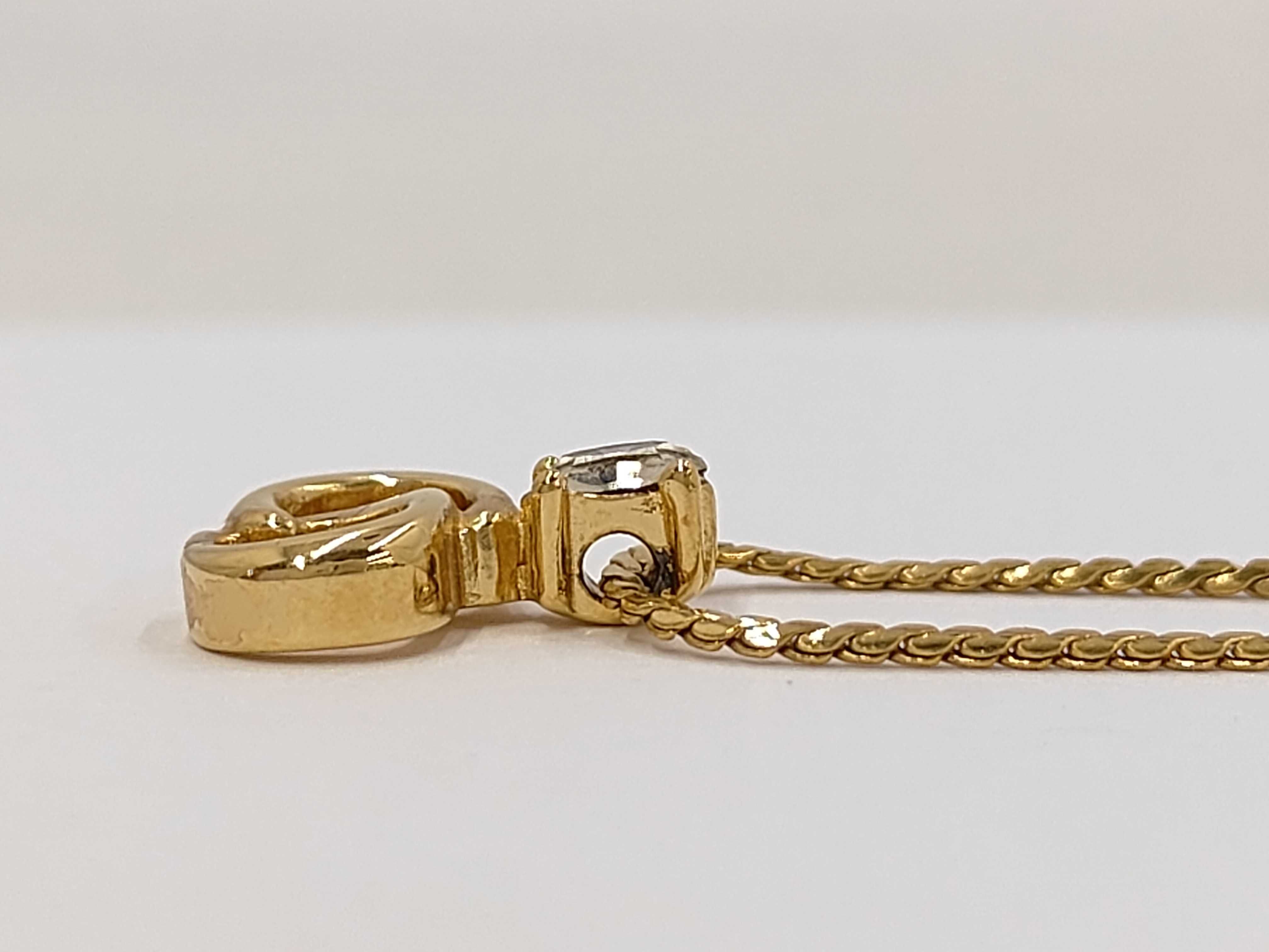necklace — view 3