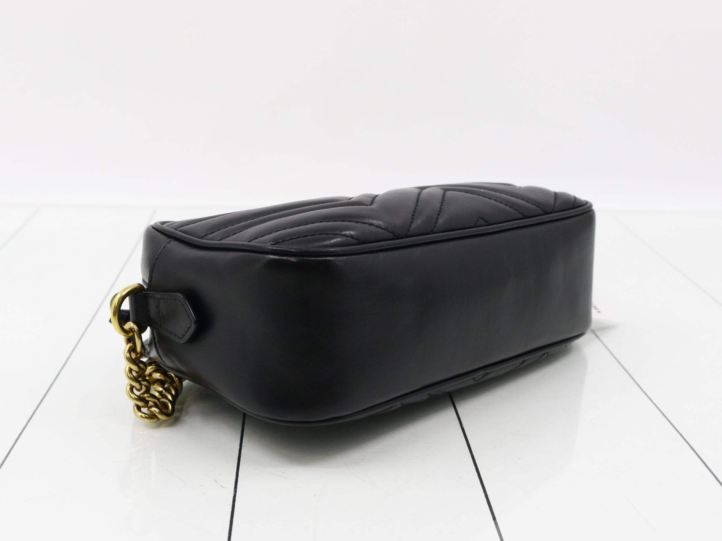 GG Marmont Shoulder Bag, Leather, Black — view 5