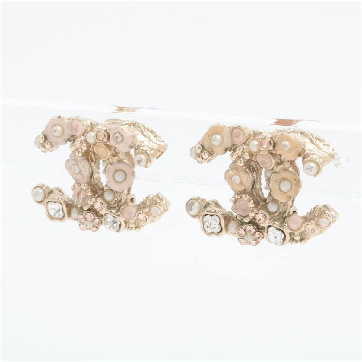 Coco Mark D11A Earrings (Pair) GP x Rhinestone x Faux Pearl Gold — view 3