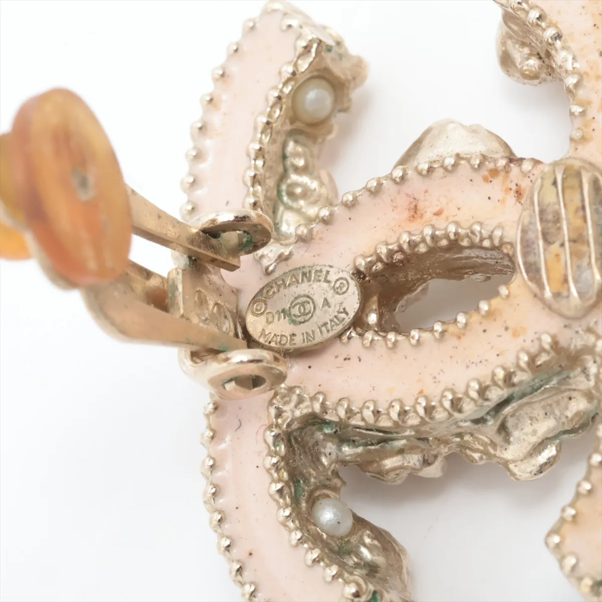 Coco Mark D11A Earrings (Pair) GP x Rhinestone x Faux Pearl Gold — view 5