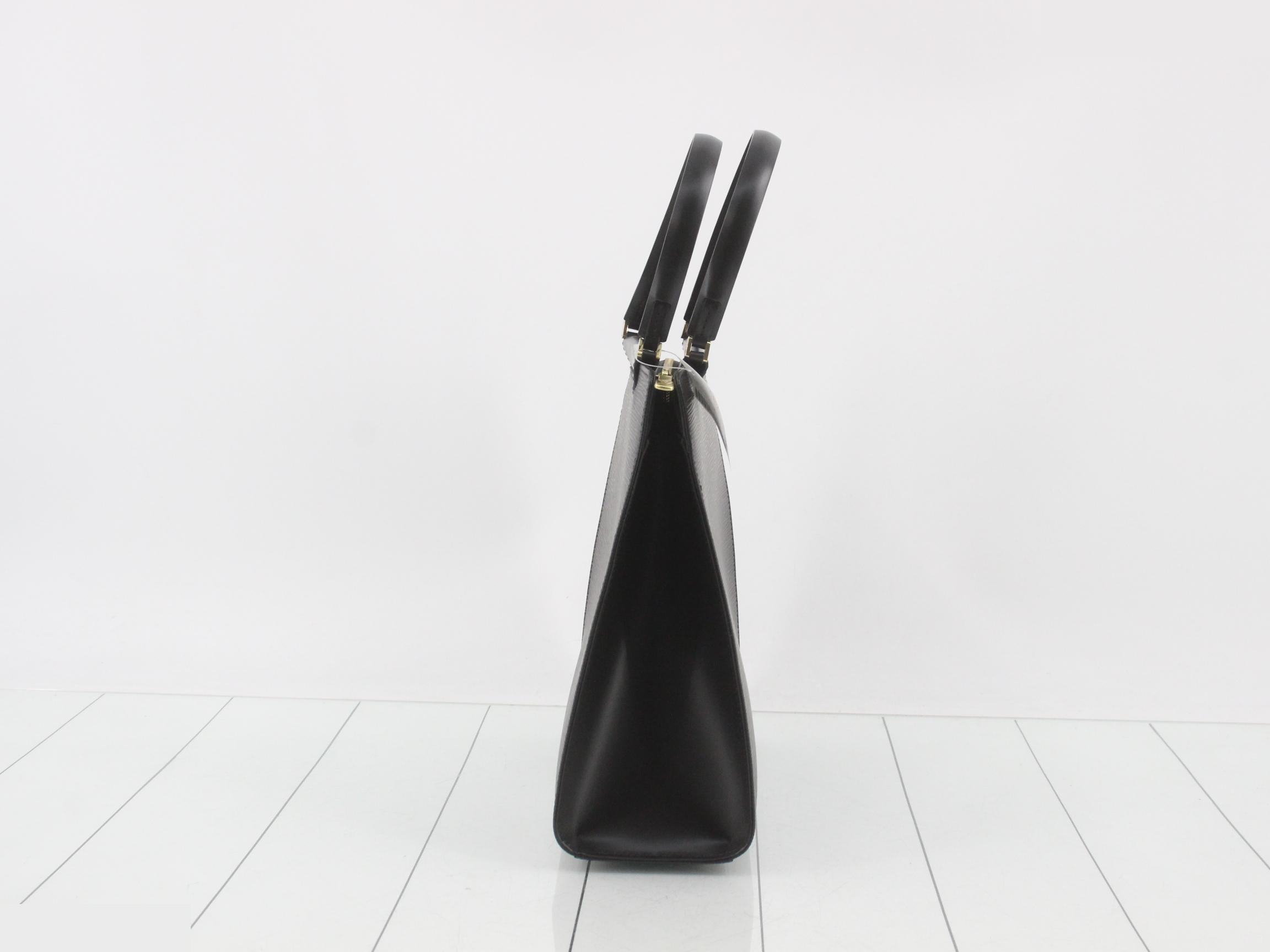 Figari PM Noir — view 4
