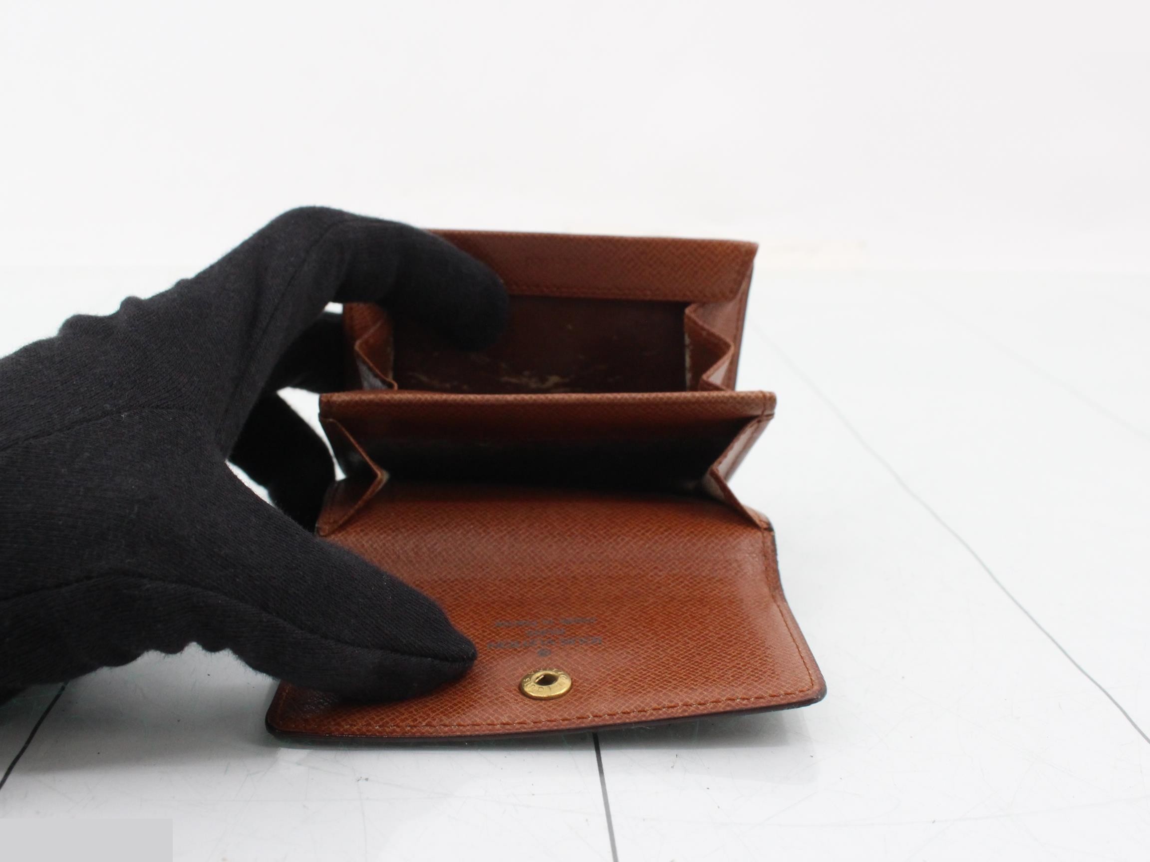 Coin case — view 4