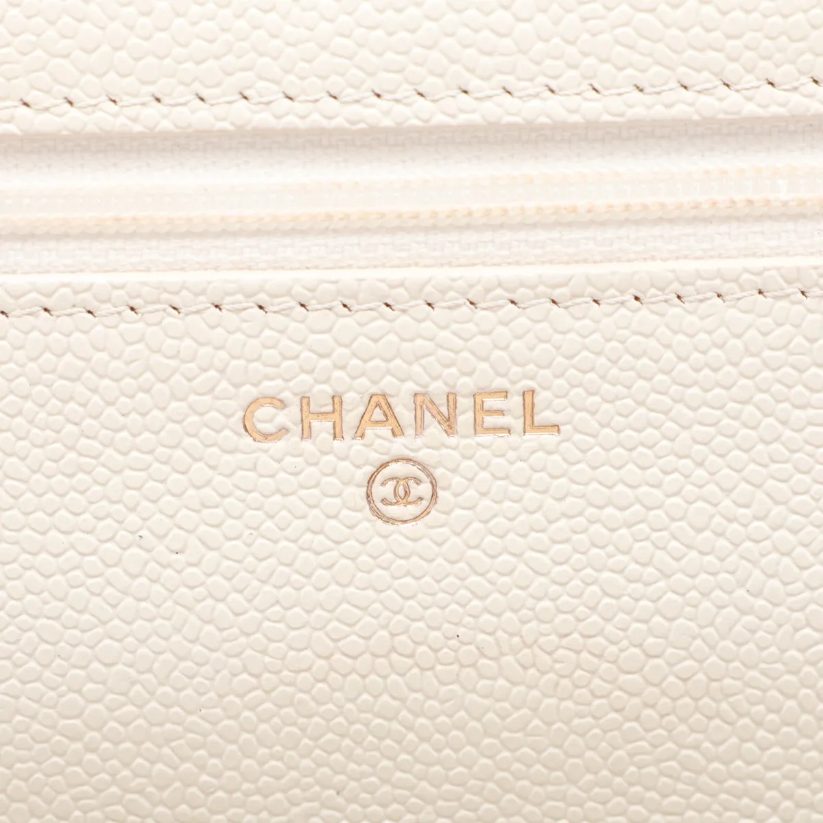 Matelassé Caviar Skin Chain Wallet, White with Gold Hardware, A33A9817, Random Plate — view 10