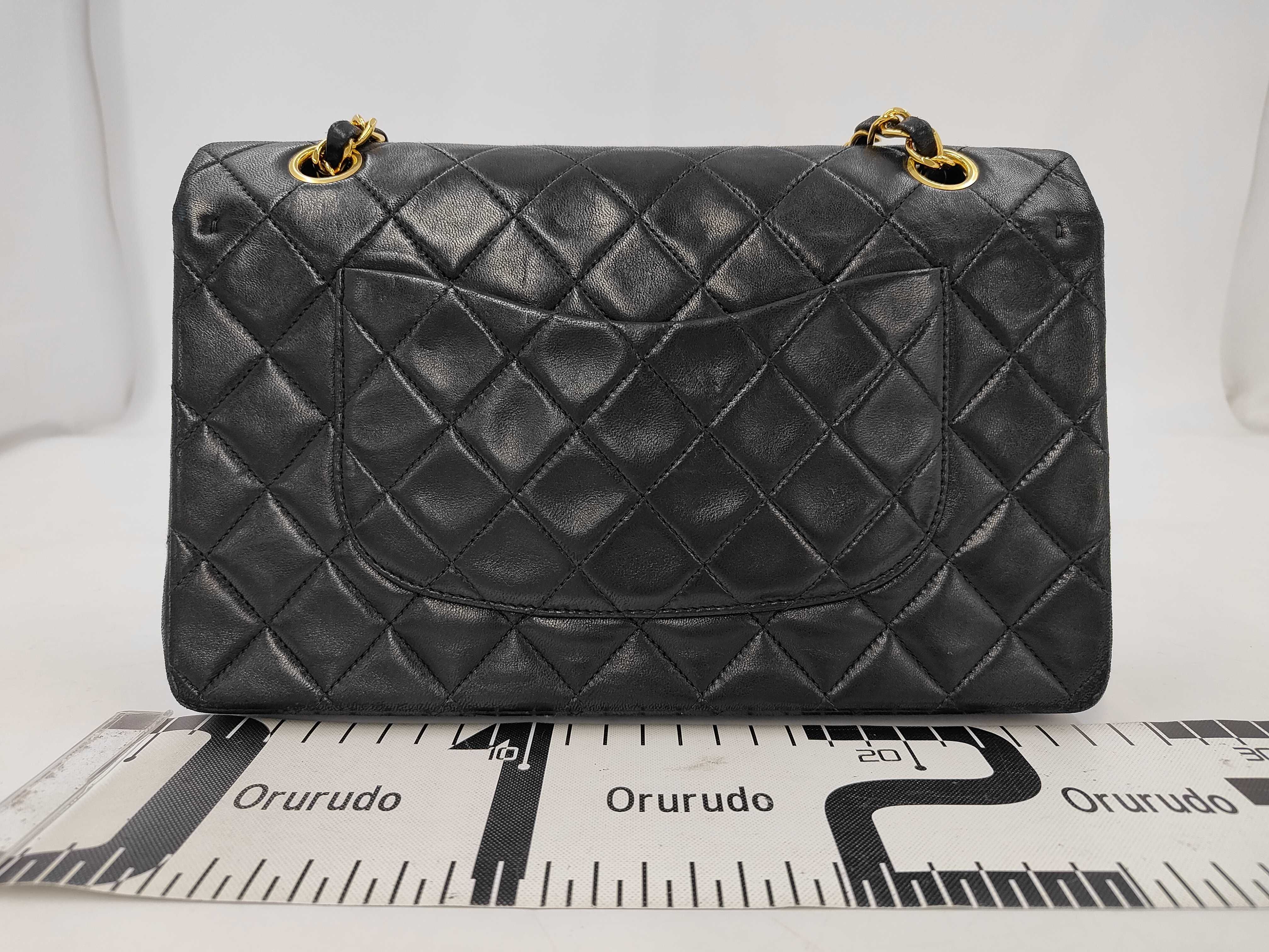 Matelassé 25 Lambskin Double Flap Double Chain Shoulder Bag — view 2