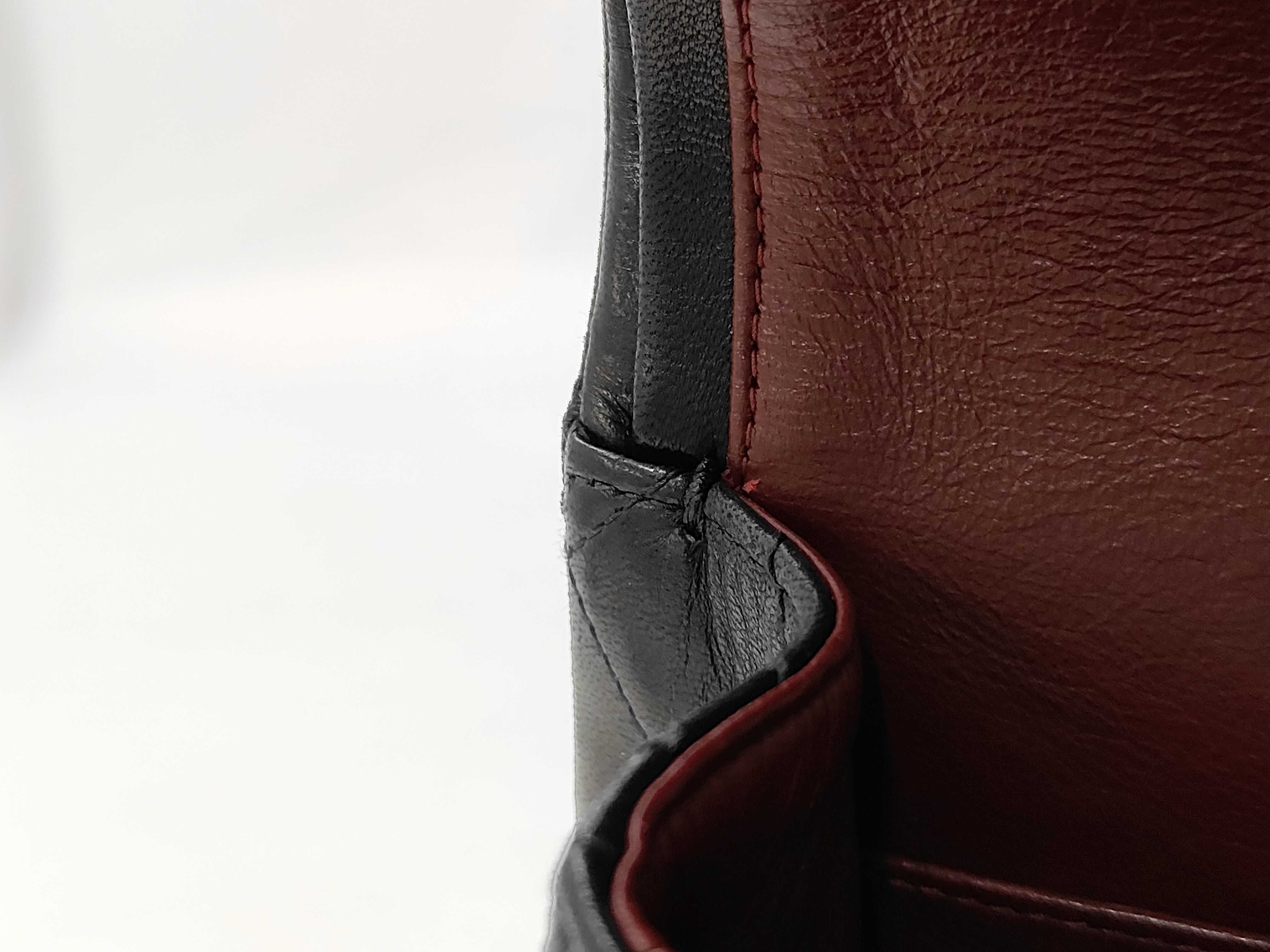 Matelassé 25 Lambskin Double Flap Double Chain Shoulder Bag — view 12