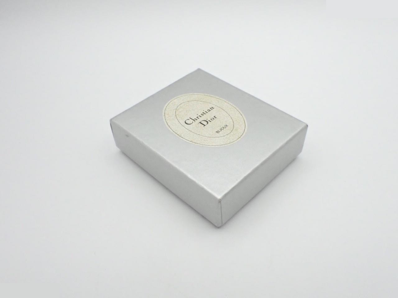 CD bracelet, wrist circumference approximately 18cm — view 4