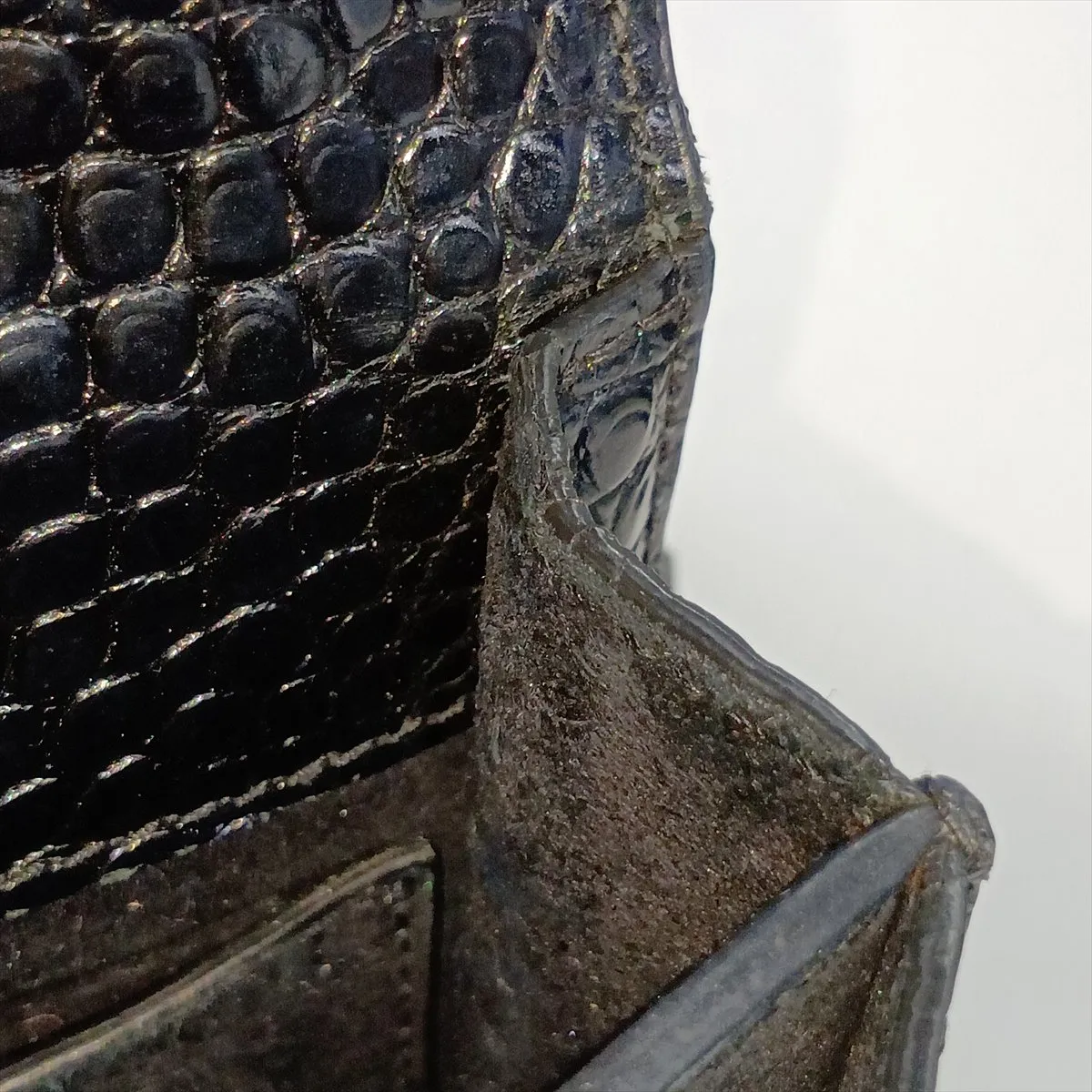 Sunset 442906 Crocodile Embossed Chain Shoulder Bag, Black — view 14