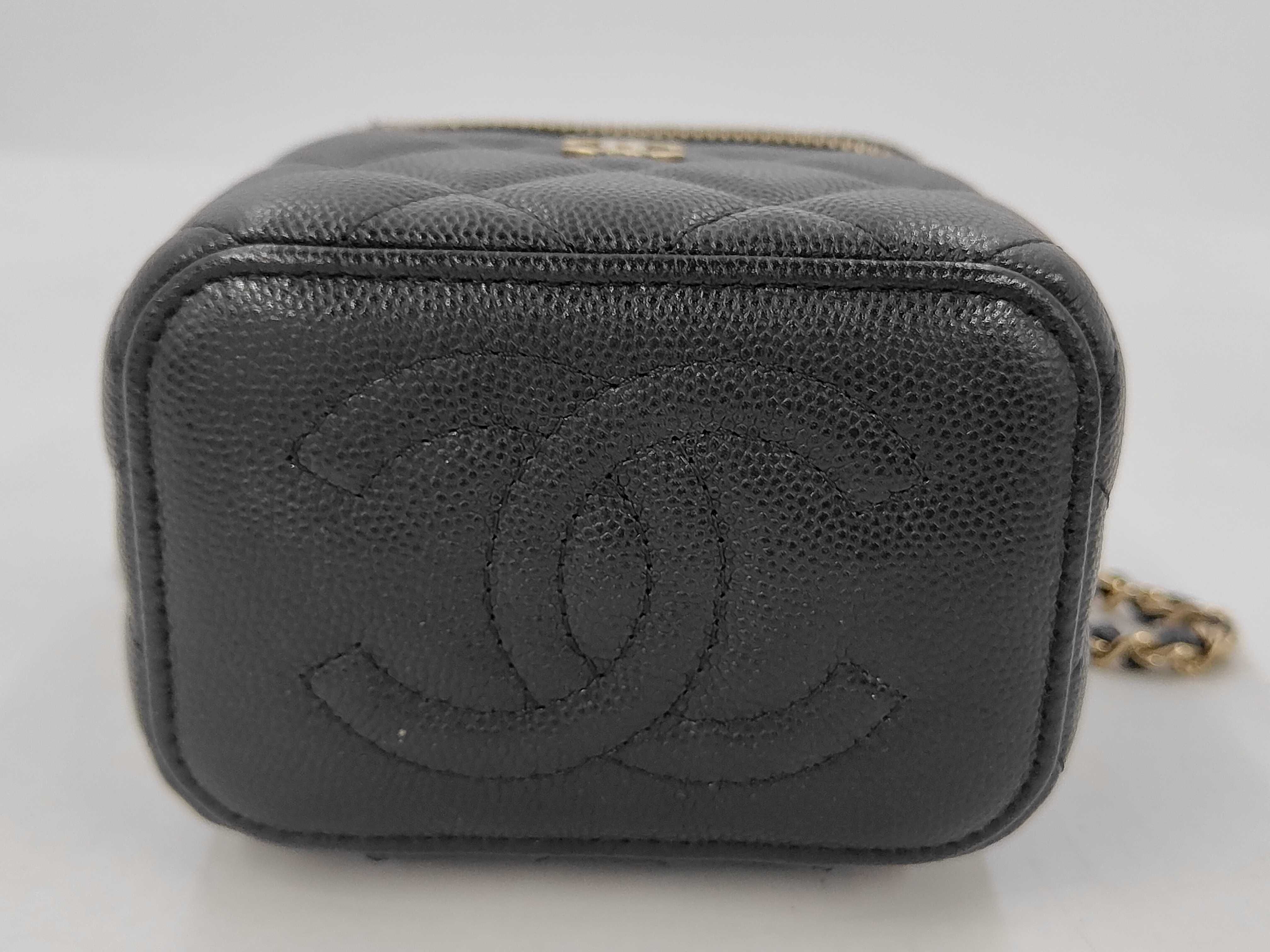 Black Caviar Leather Vanity Bag with Chain (with seal) Shoulder Bag — view 3