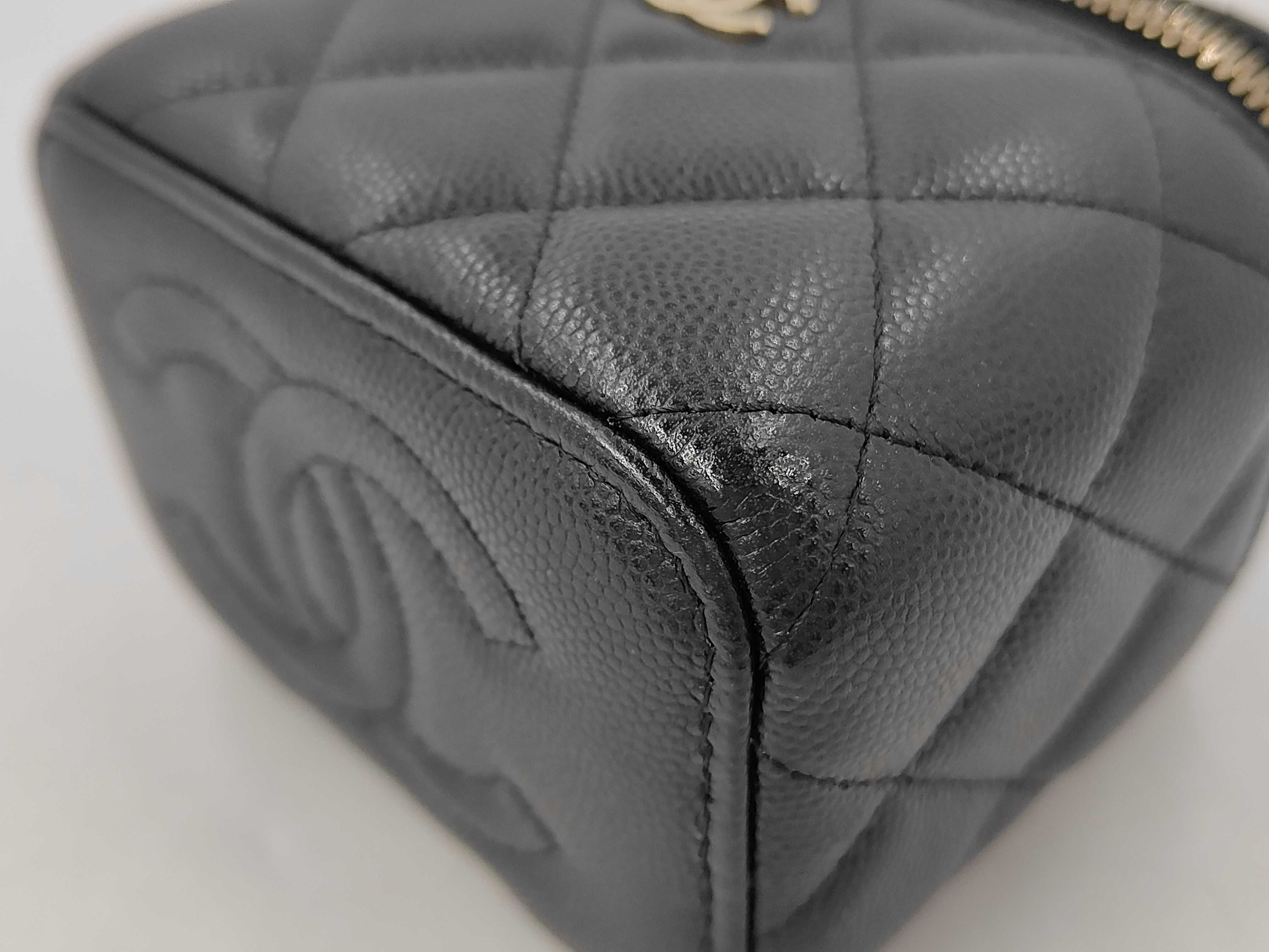 Black Caviar Leather Vanity Bag with Chain (with seal) Shoulder Bag — view 4