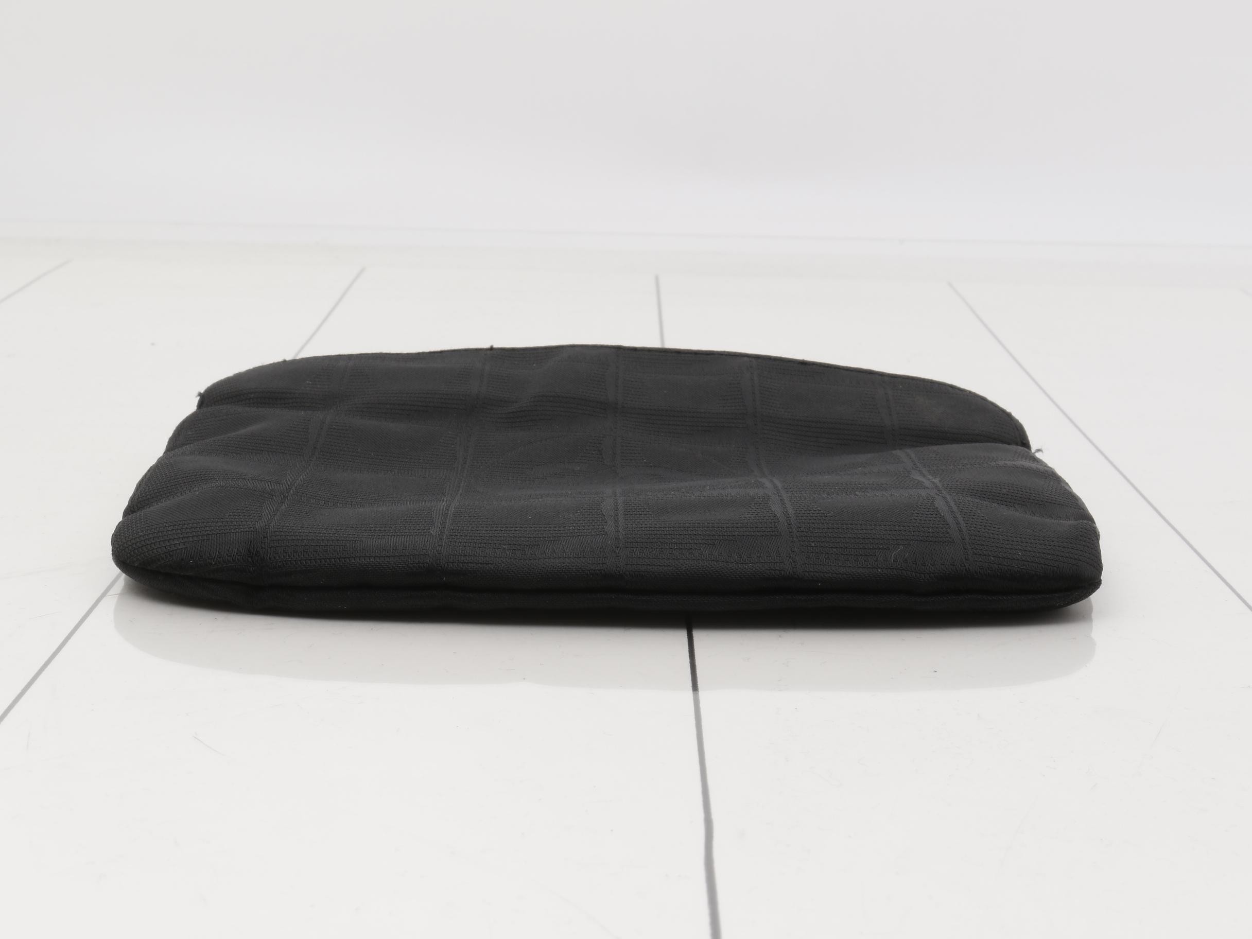 New Travel Pouch — view 3