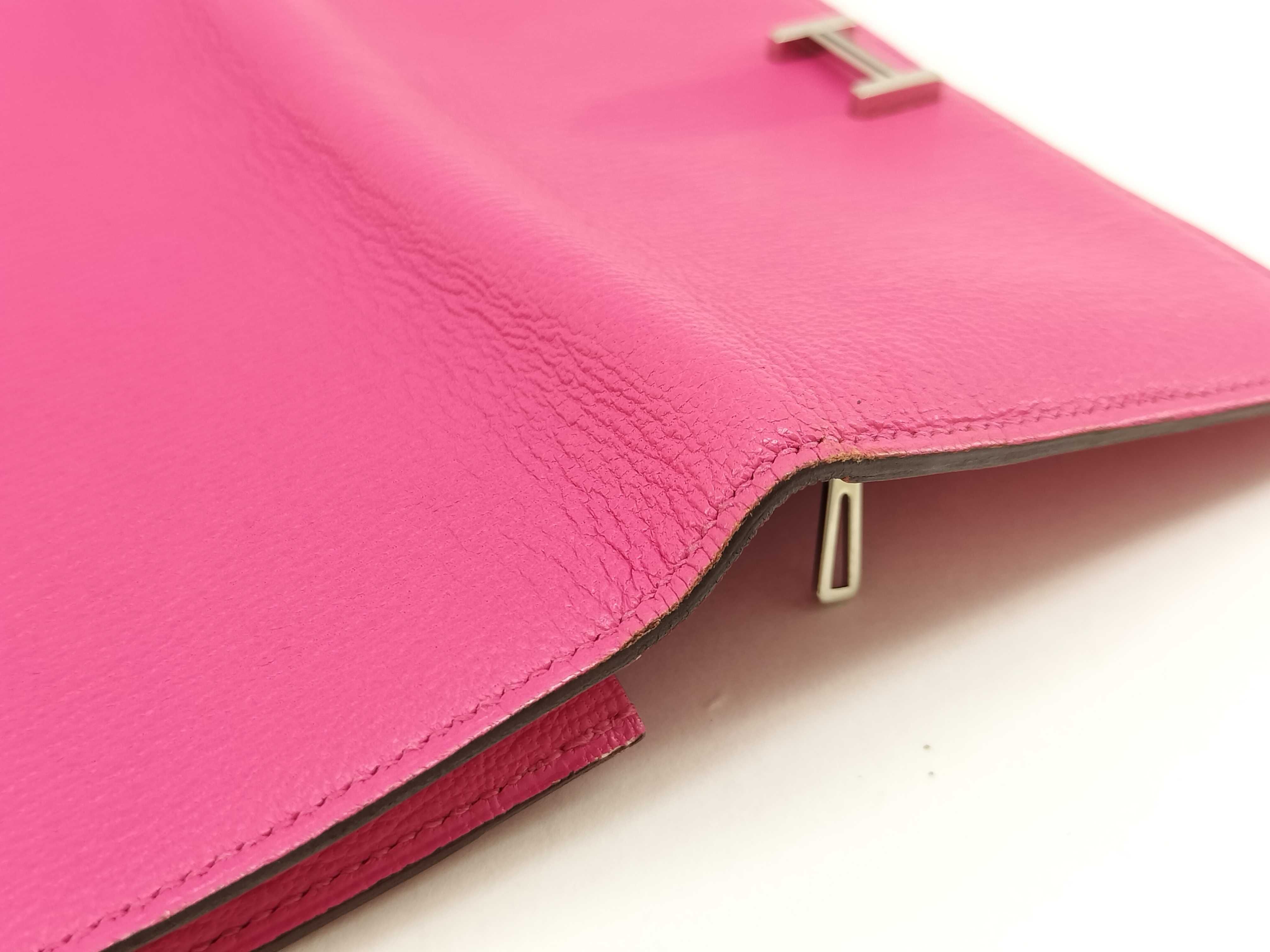 Bearn Soufflé Rose Tyrien Chevre Leather Wallet (Stamped O) with Silver Hardware — view 15