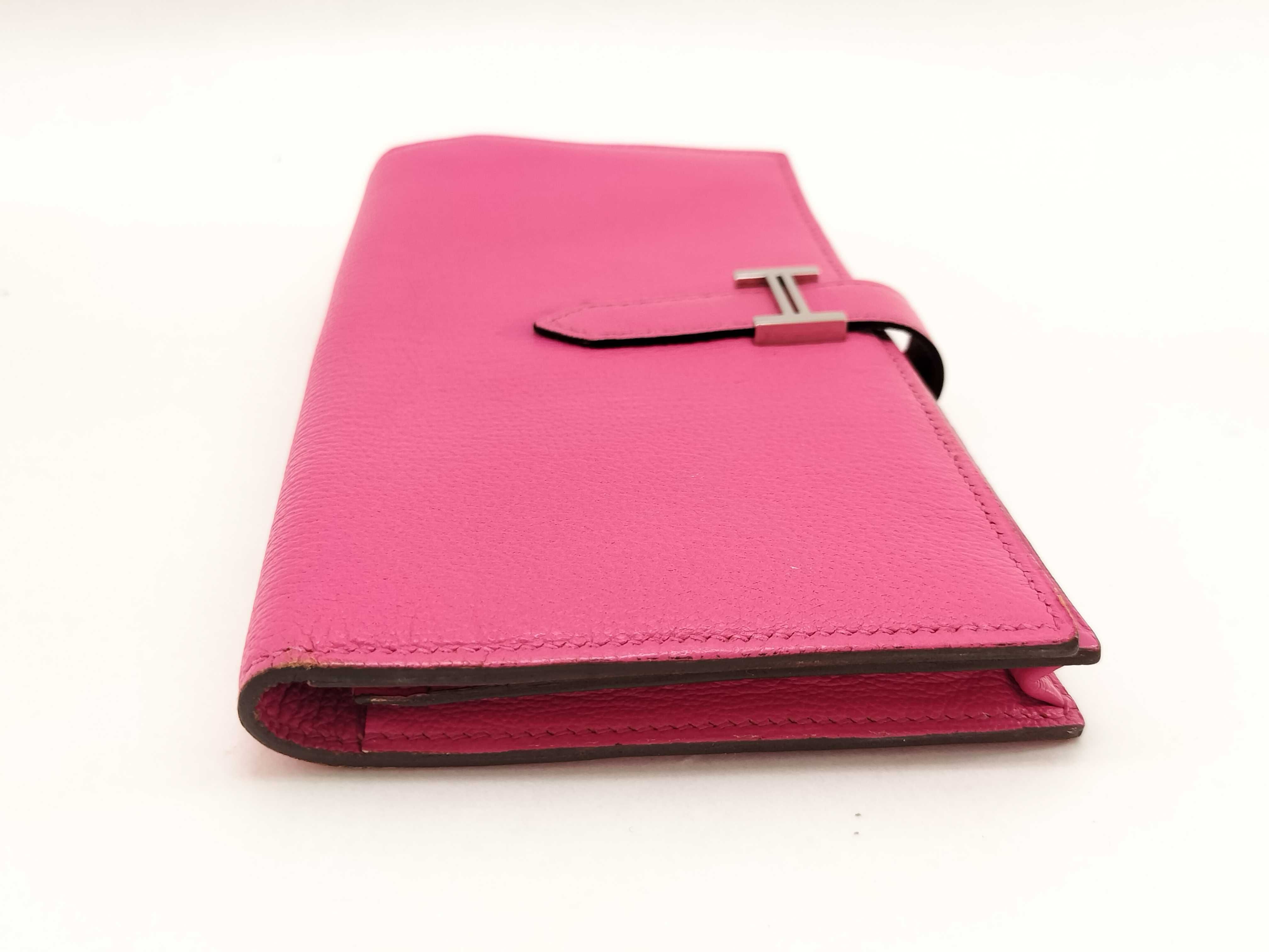 Bearn Soufflé Rose Tyrien Chevre Leather Wallet (Stamped O) with Silver Hardware — view 3