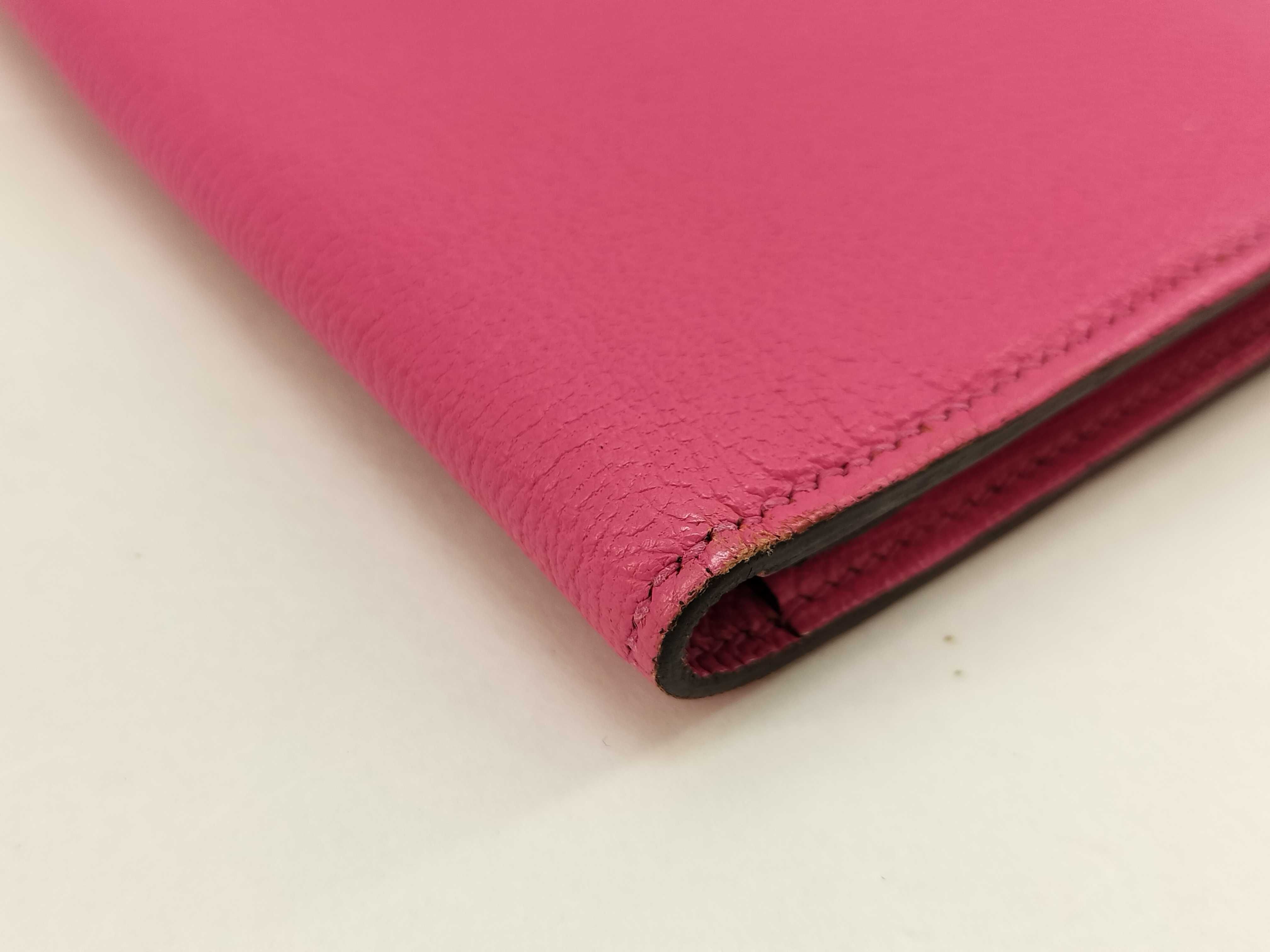 Bearn Soufflé Rose Tyrien Chevre Leather Wallet (Stamped O) with Silver Hardware — view 4