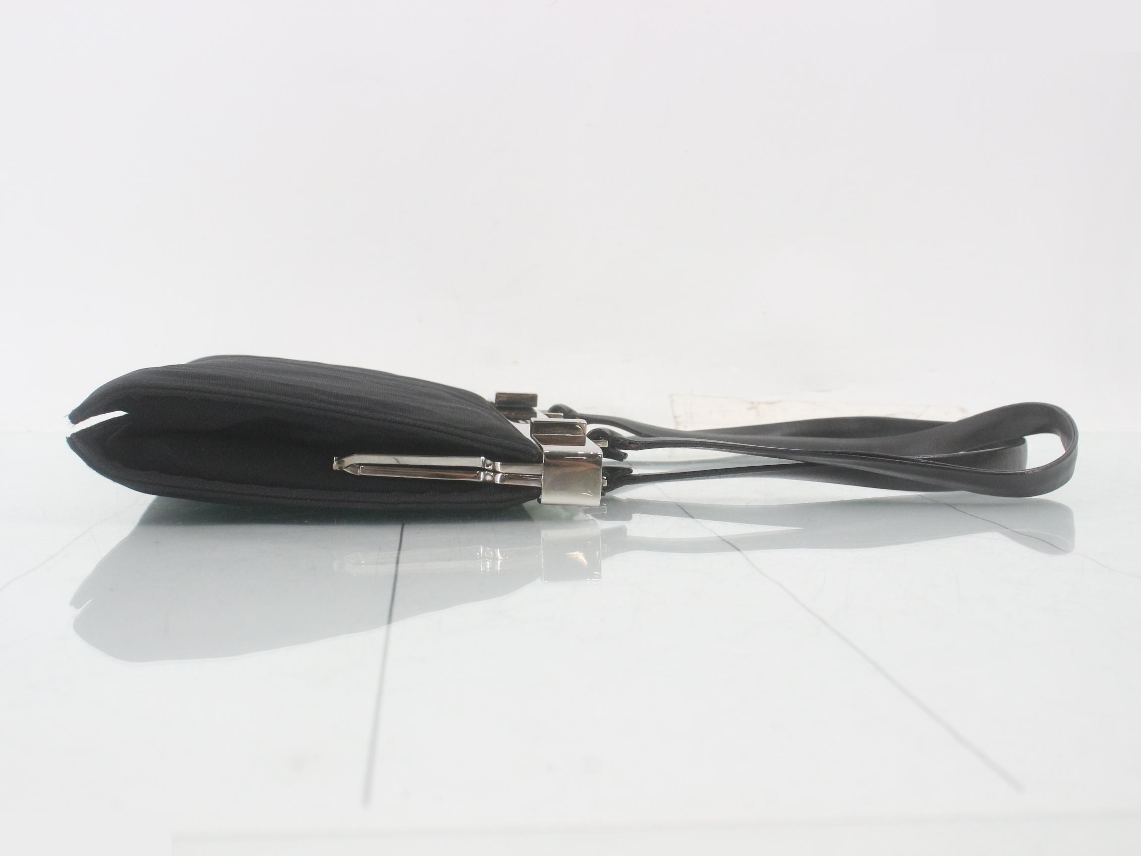 Clasp handbag — view 3