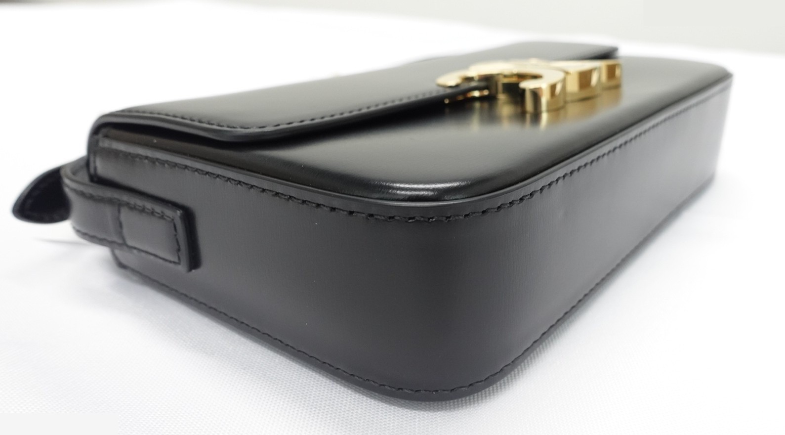 TRIOMPHE SEMI SHOULDER BAG — view 3