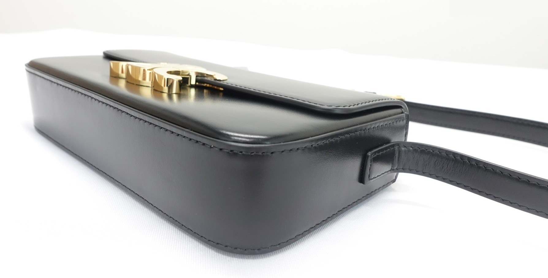 TRIOMPHE SEMI SHOULDER BAG — view 4