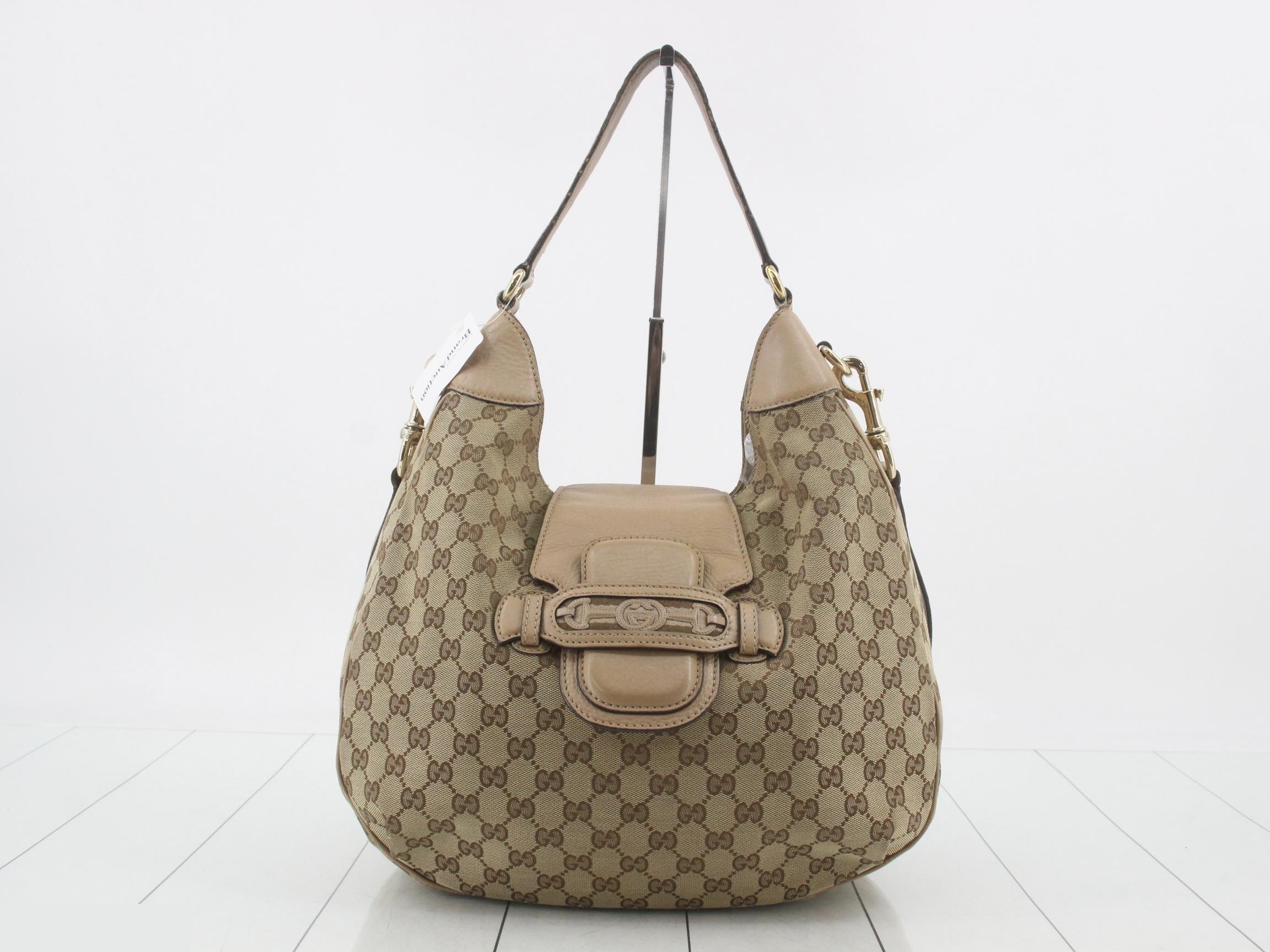 GG Canvas Interlocking Shoulder Bag