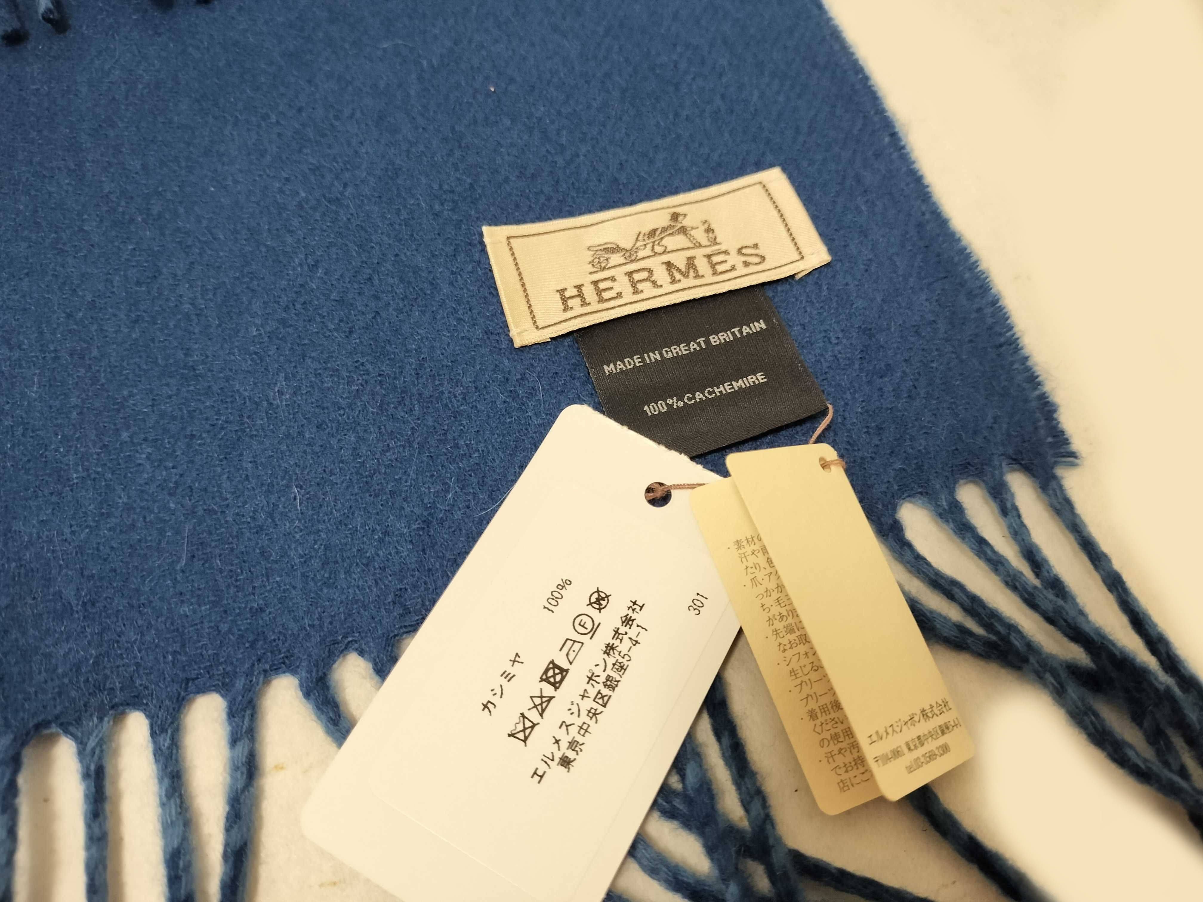 scarves and other accessories — view 6