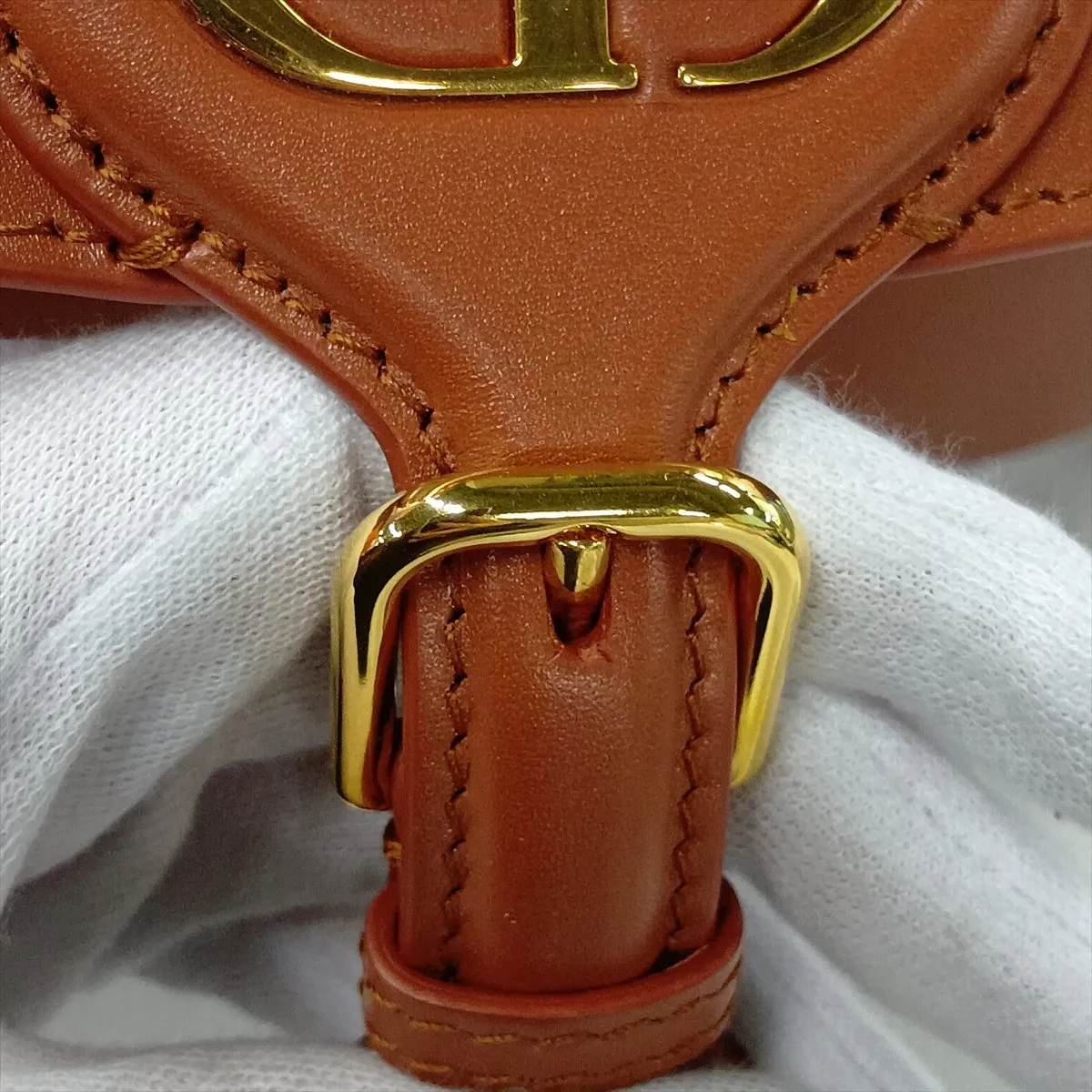 Bobby Leather Shoulder Bag, Brown, Unsigned Guarantee Card — view 12