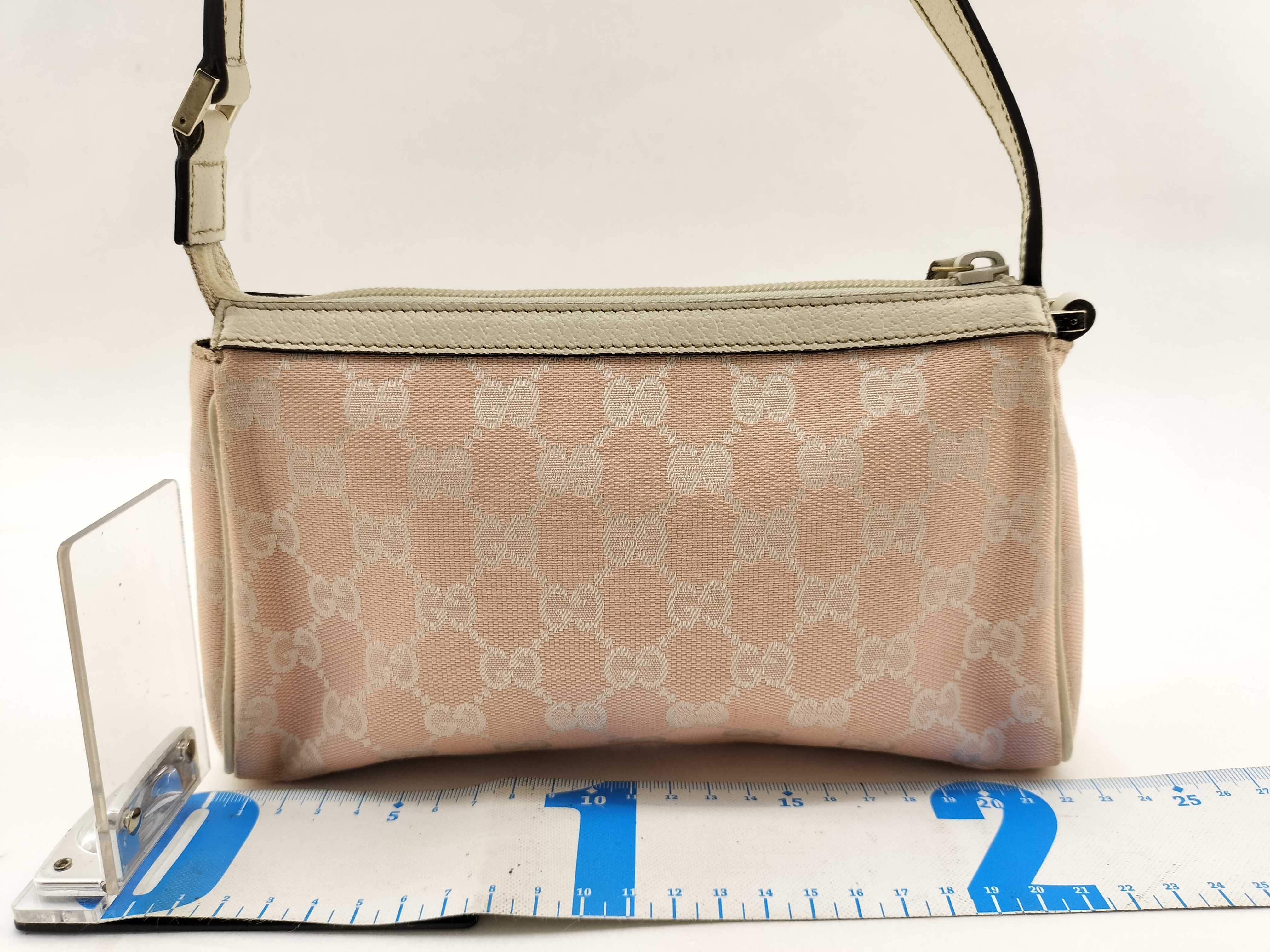 GG Canvas Gucci Accessory Pouch Abbey Pouch — view 2
