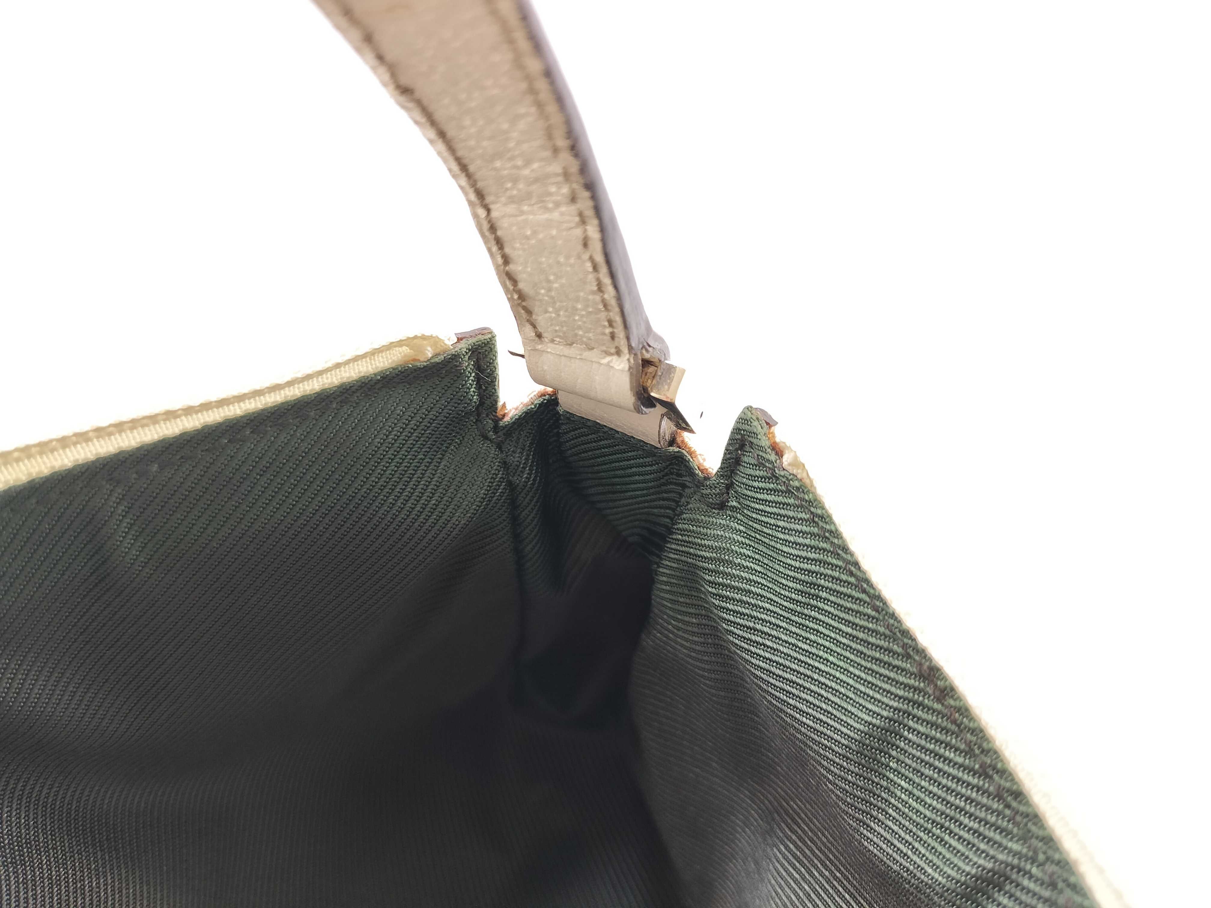 GG Canvas Gucci Accessory Pouch Abbey Pouch — view 11