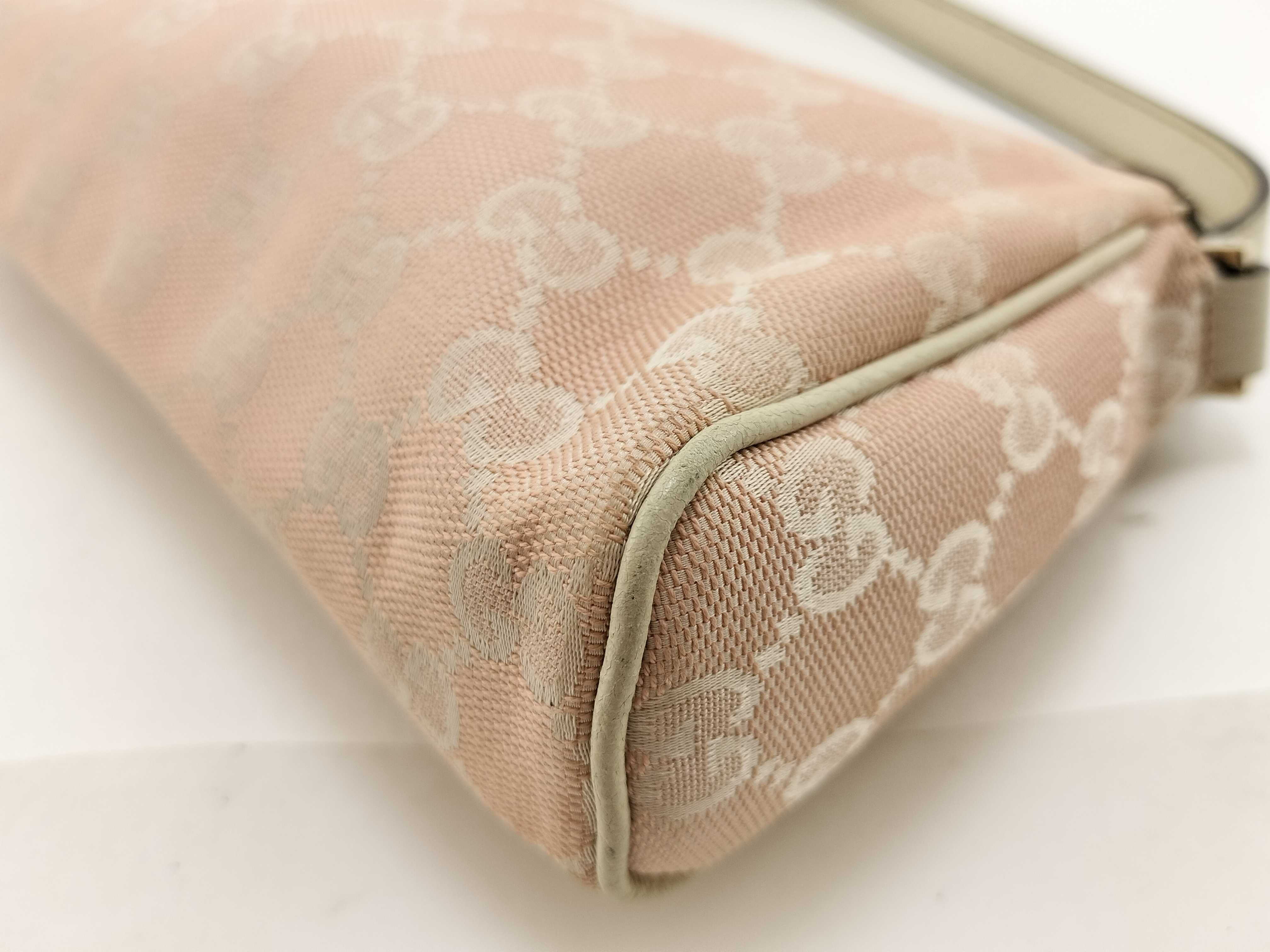 GG Canvas Gucci Accessory Pouch Abbey Pouch — view 8