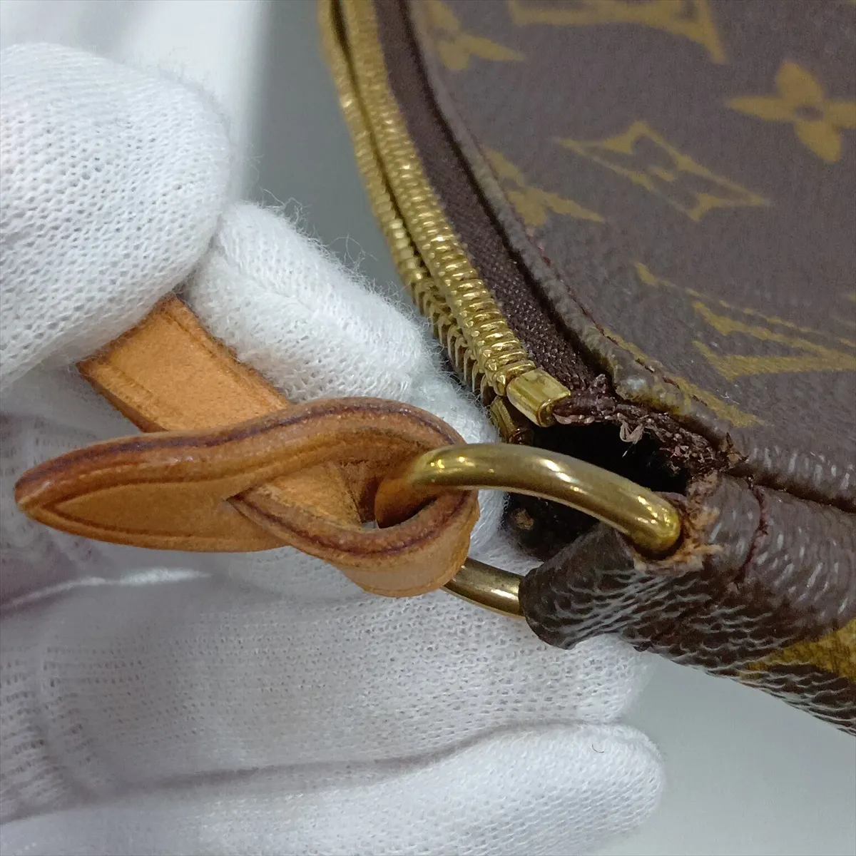 Monogram Pochette Accessoires M51980 BJ0071 Brown (with alternative strap) — view 11