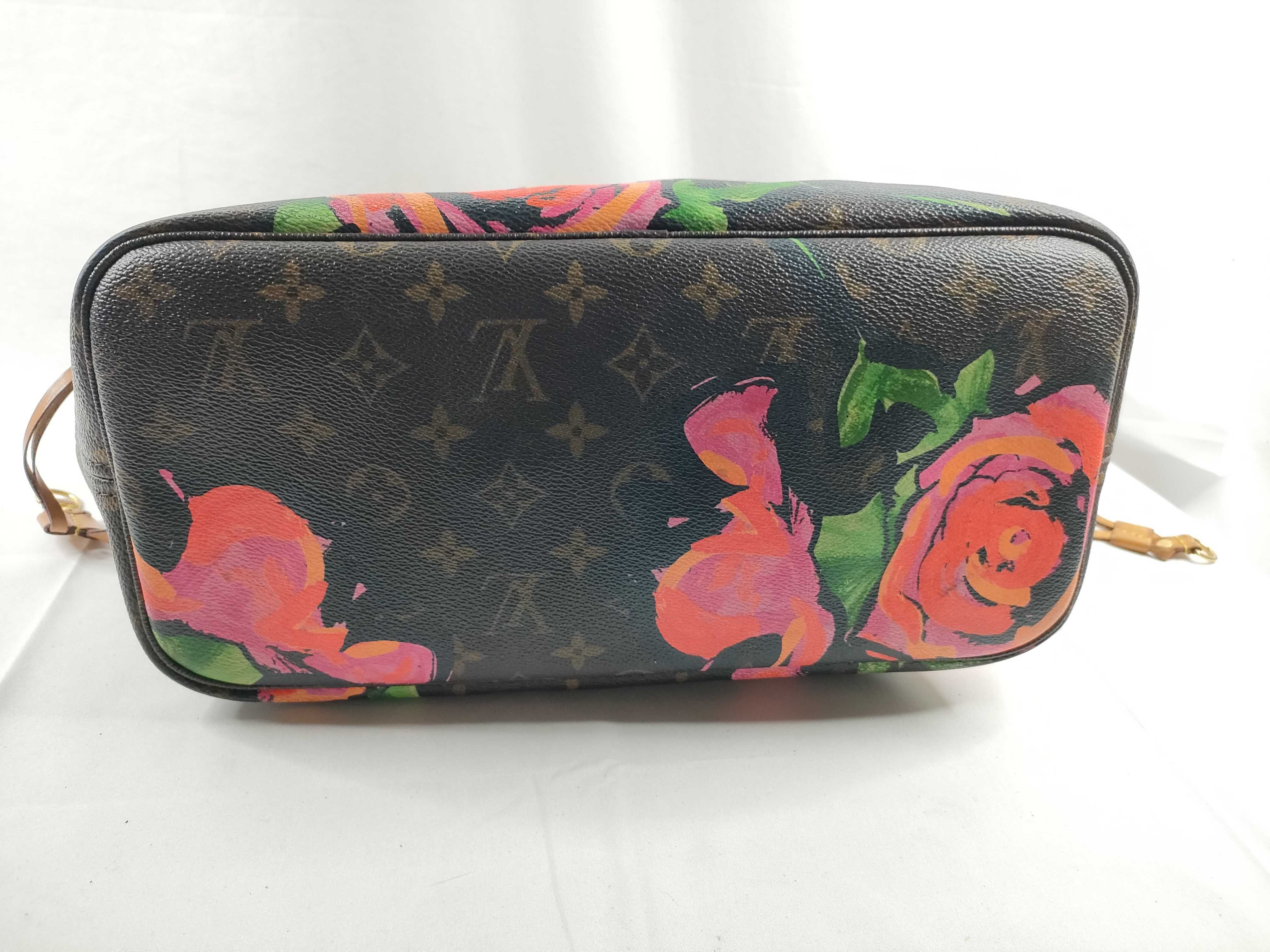 LV Monogram Rose Neverfull M48613 Tote Bag — view 4