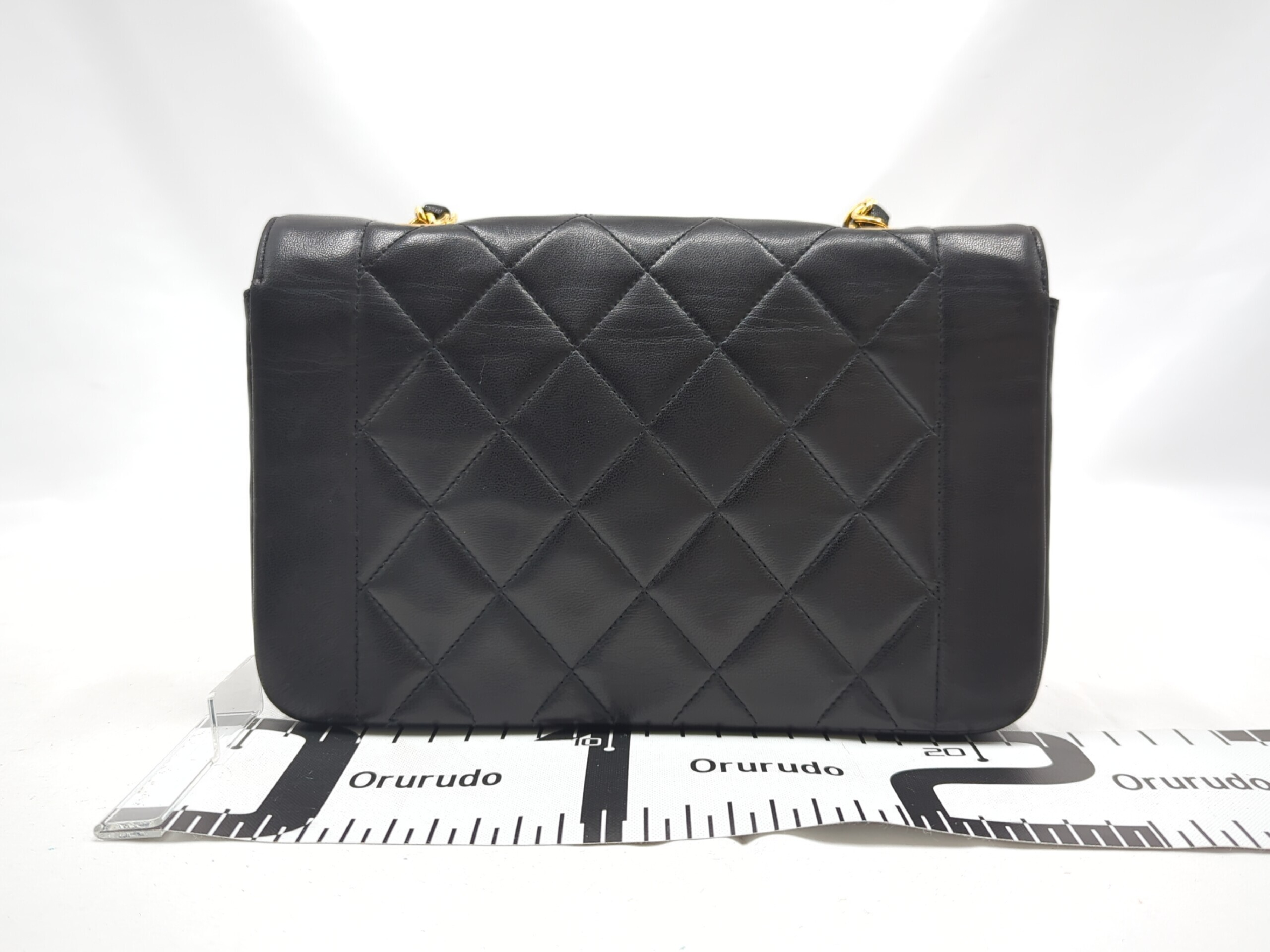 Lambskin Diana 22 Black Gold Hardware Serial Number 3 Shoulder Bag — view 2