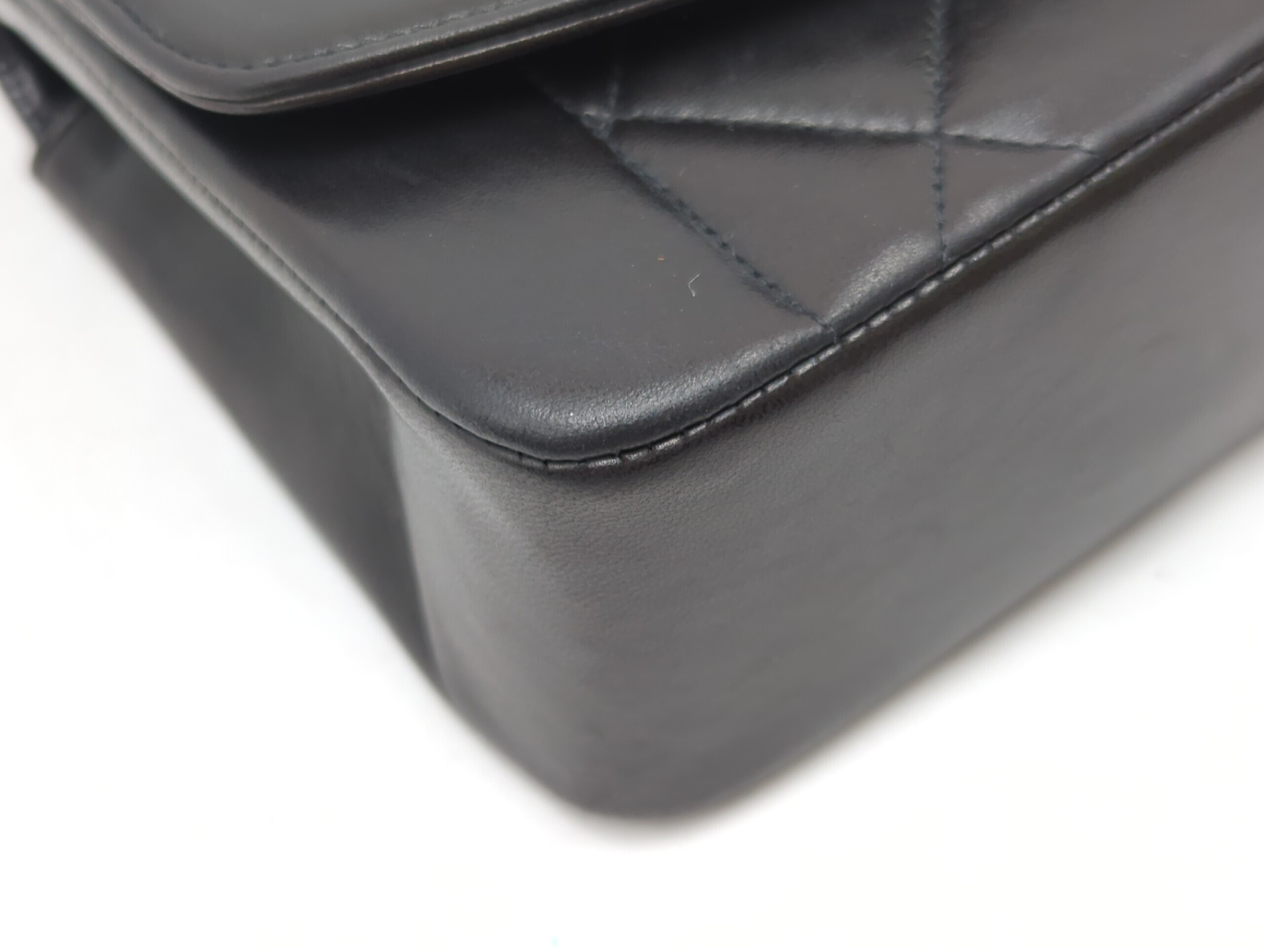 Lambskin Diana 22 Black Gold Hardware Serial Number 3 Shoulder Bag — view 3