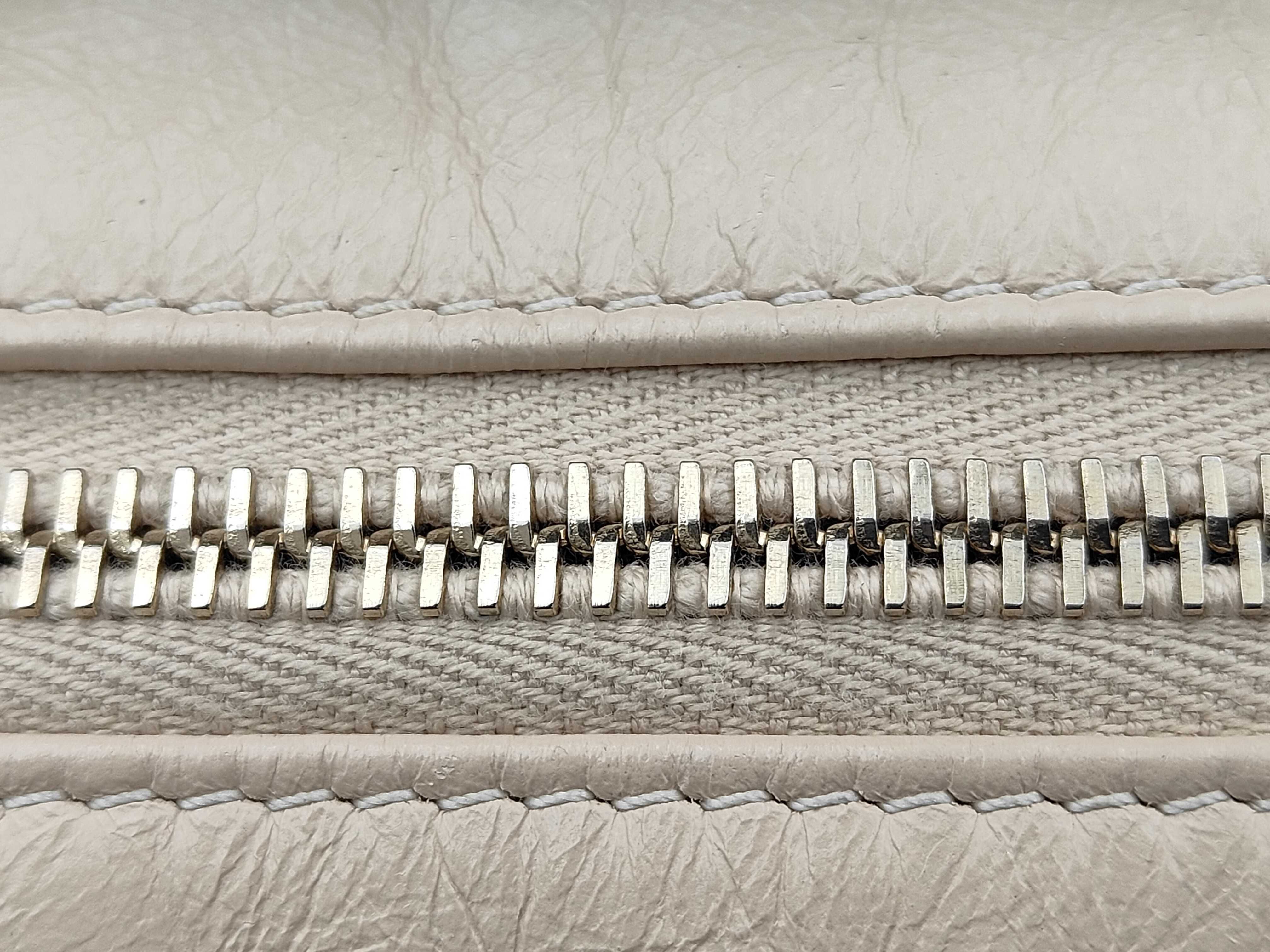 shoulder bag — view 8
