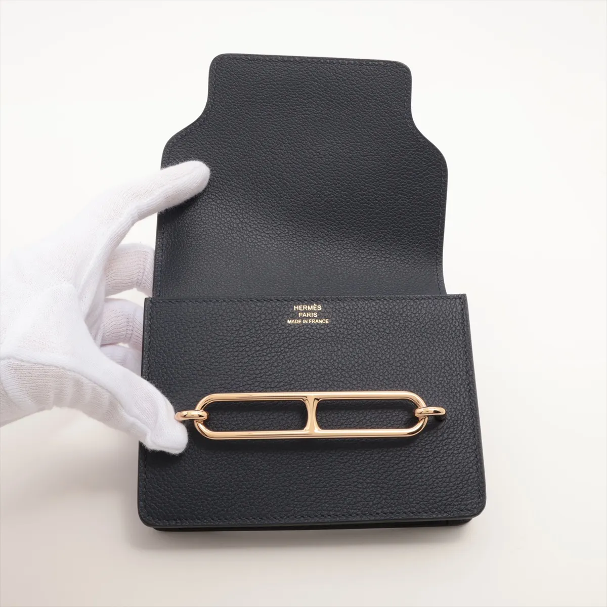Lauris Slim Evercolor Compact Wallet, Navy, Gold Hardware, Z: 2021 — view 3