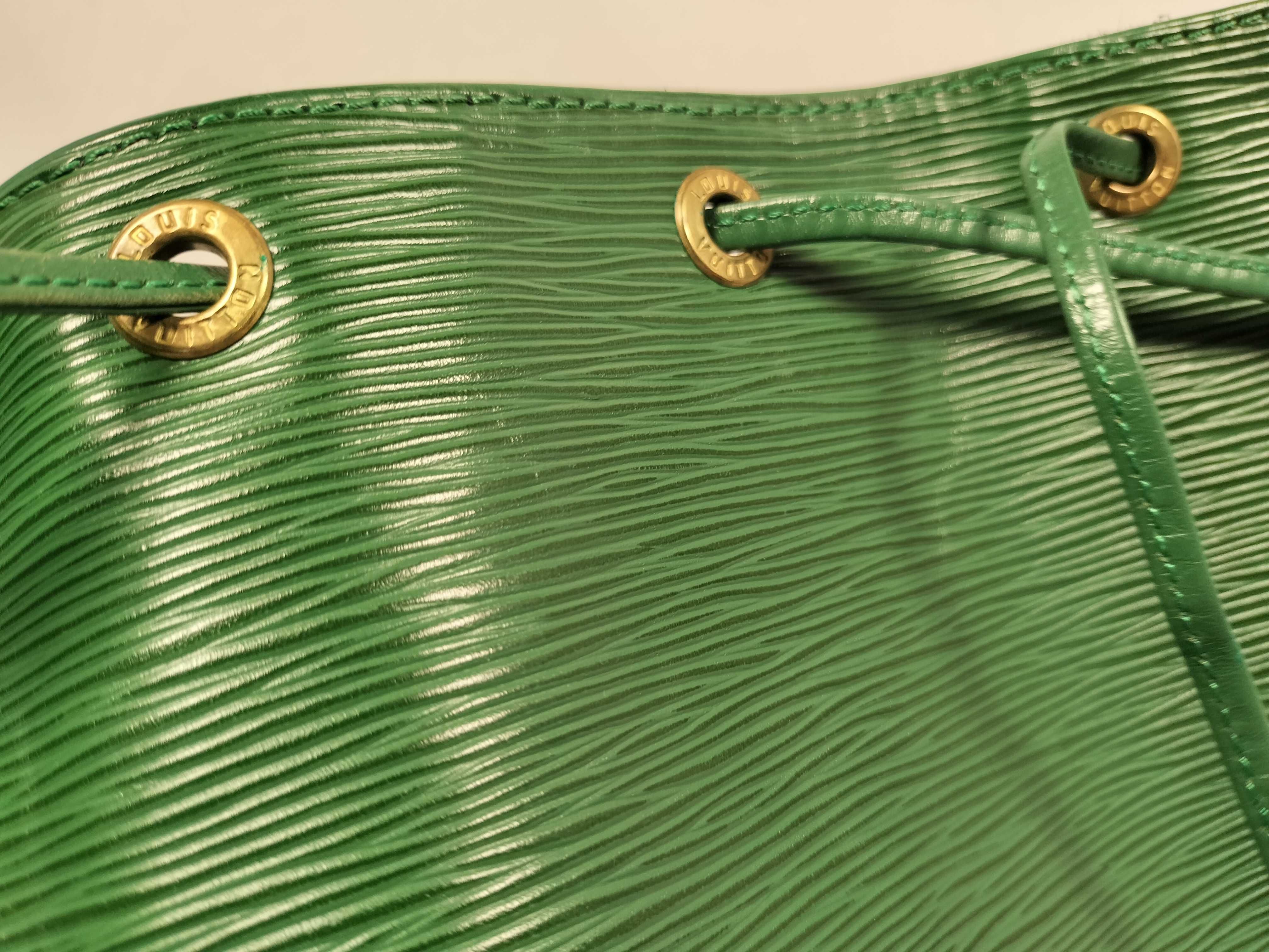 Epi Noe M44004 VI0992 Green Shoulder Bag — view 14