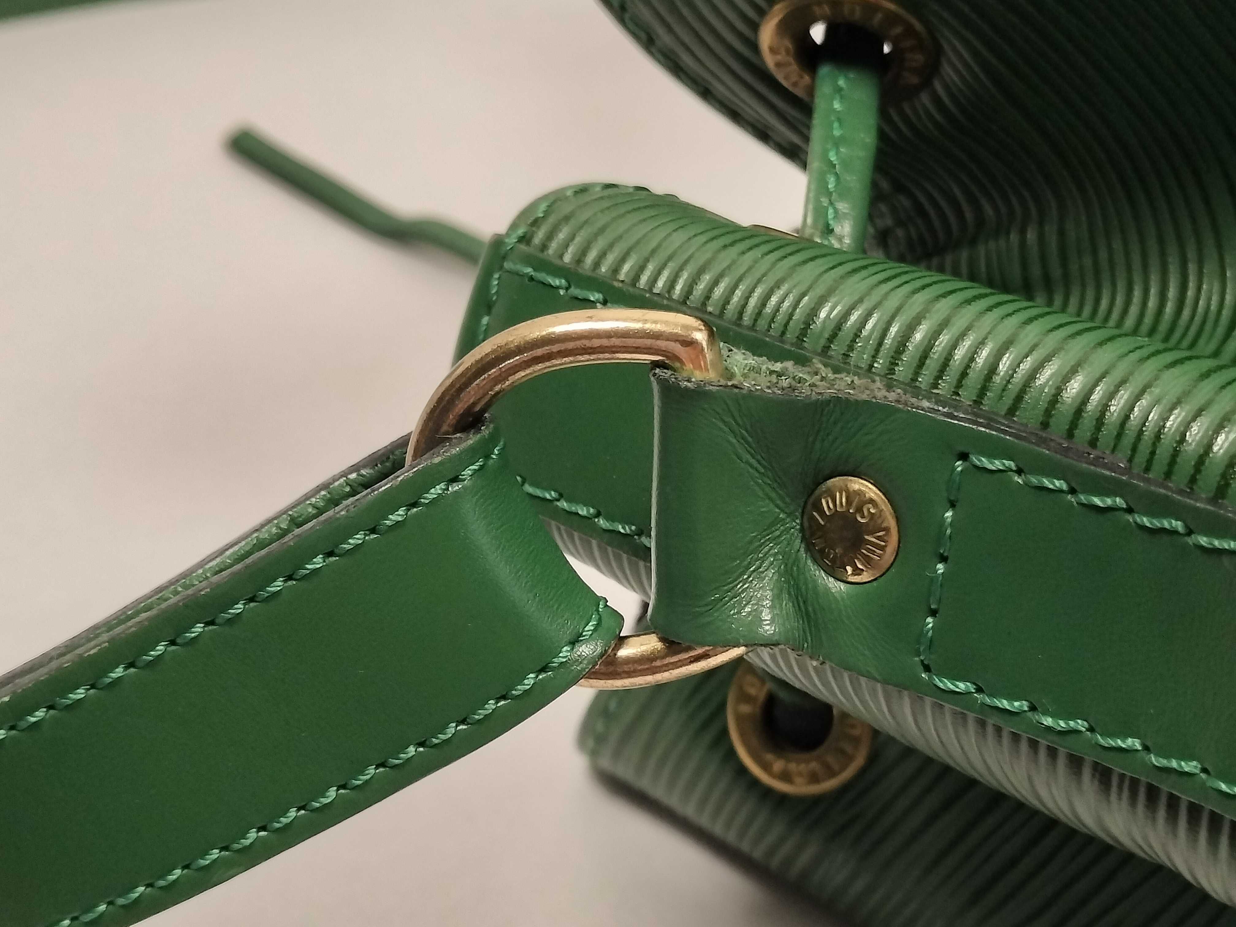 Epi Noe M44004 VI0992 Green Shoulder Bag — view 5