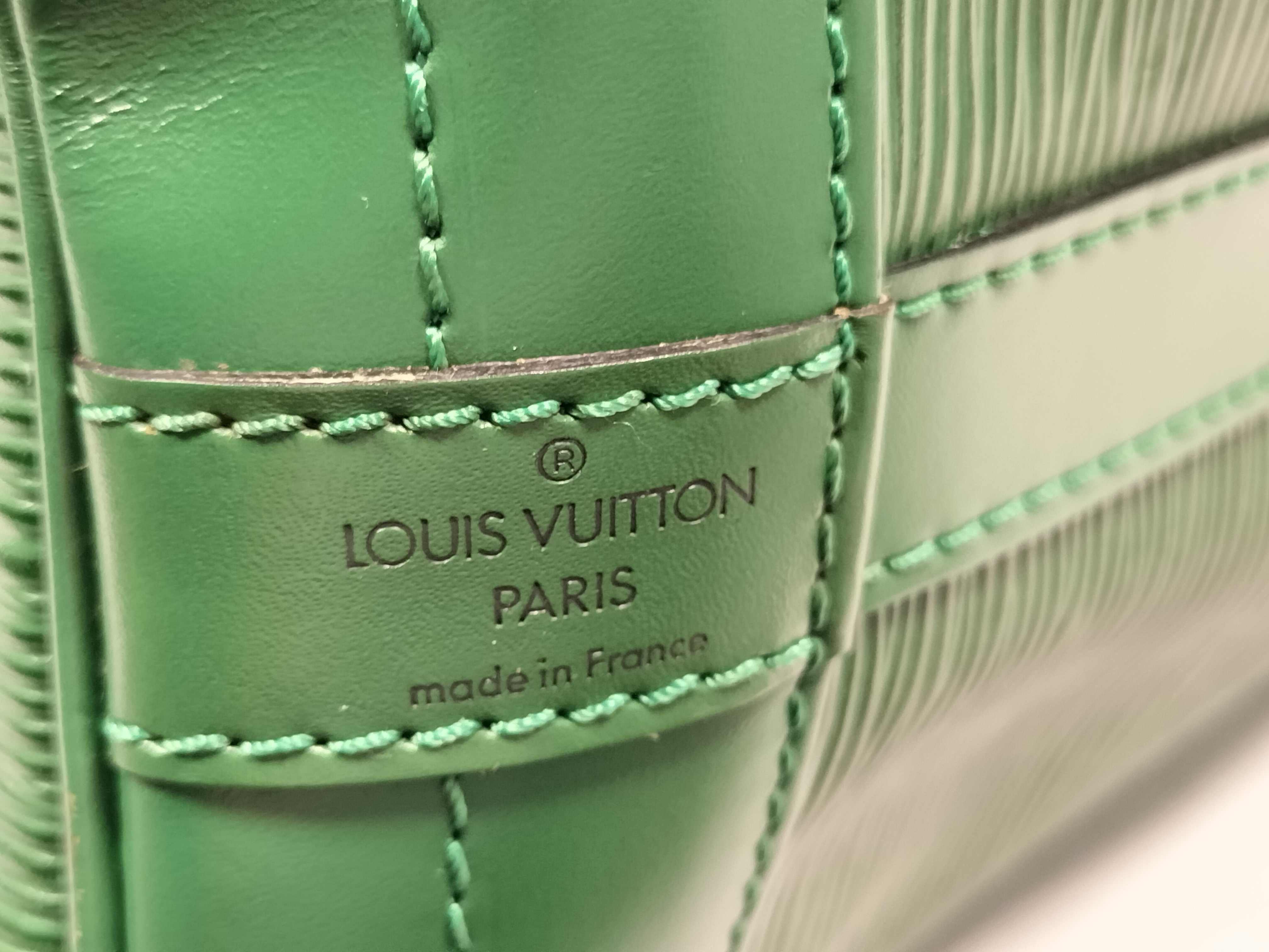 Epi Noe M44004 VI0992 Green Shoulder Bag — view 10