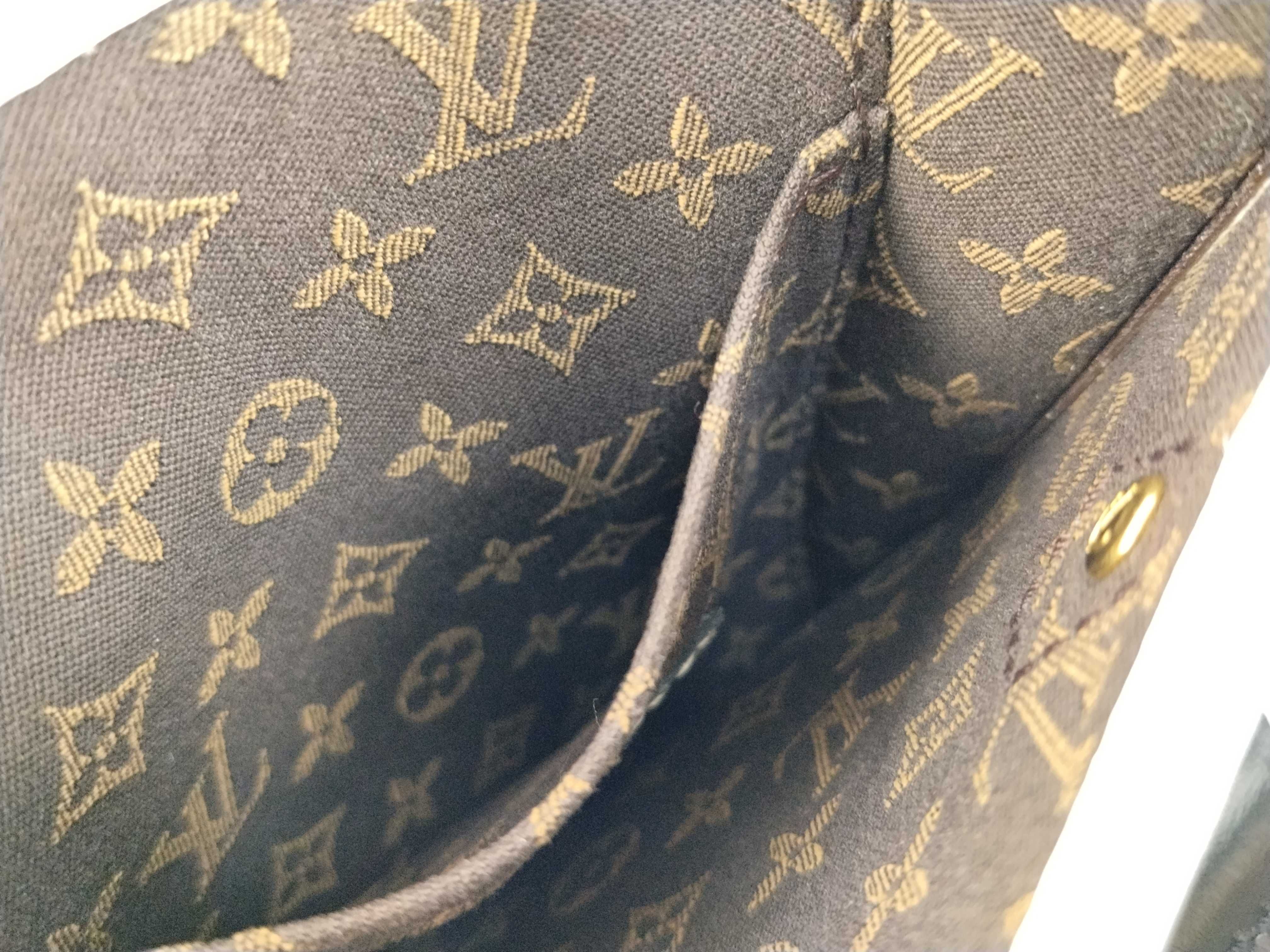 Monogram Louis Vuitton Tote Bag Limited Edition Handbag — view 13