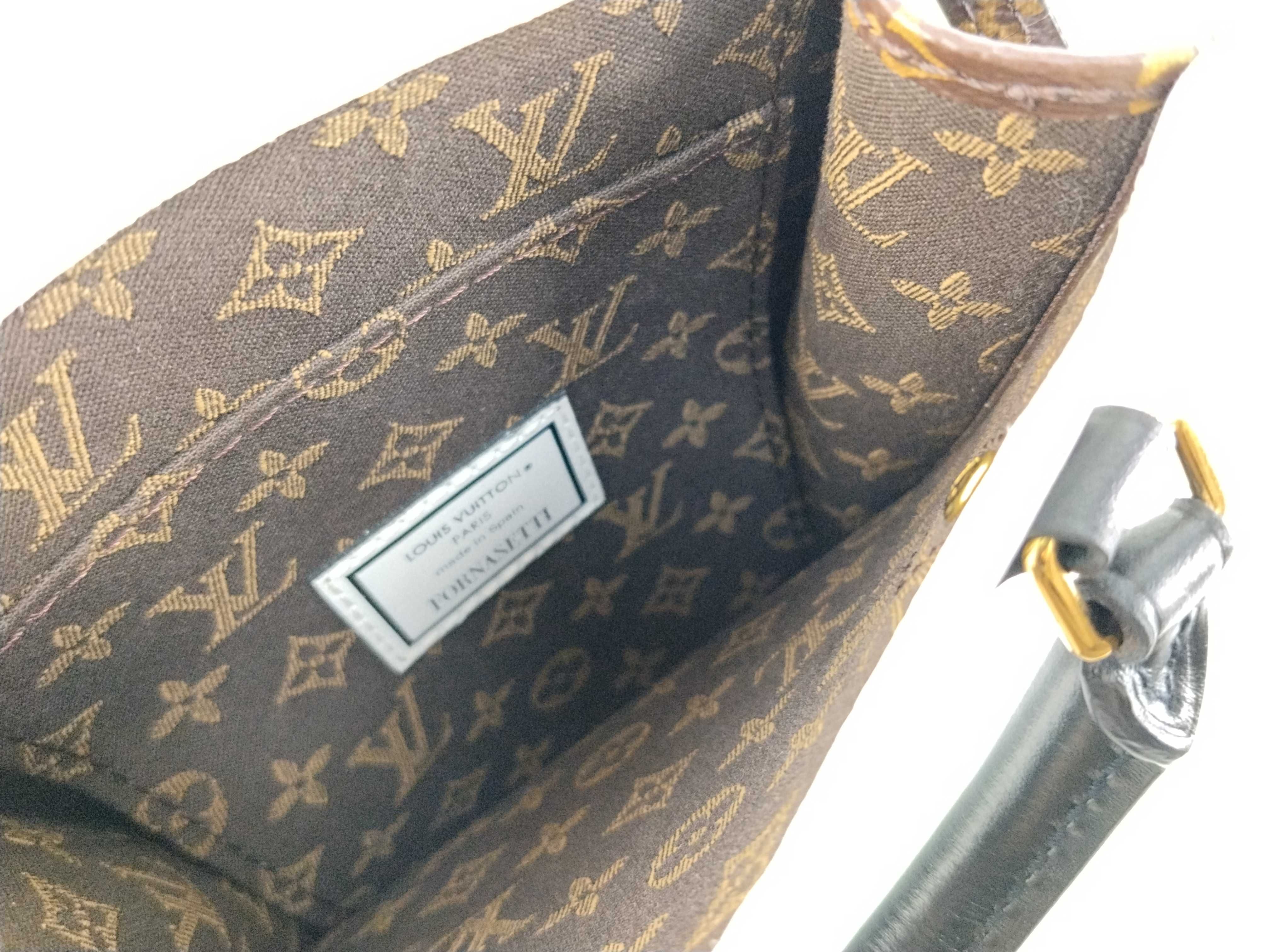 Monogram Louis Vuitton Tote Bag Limited Edition Handbag — view 10