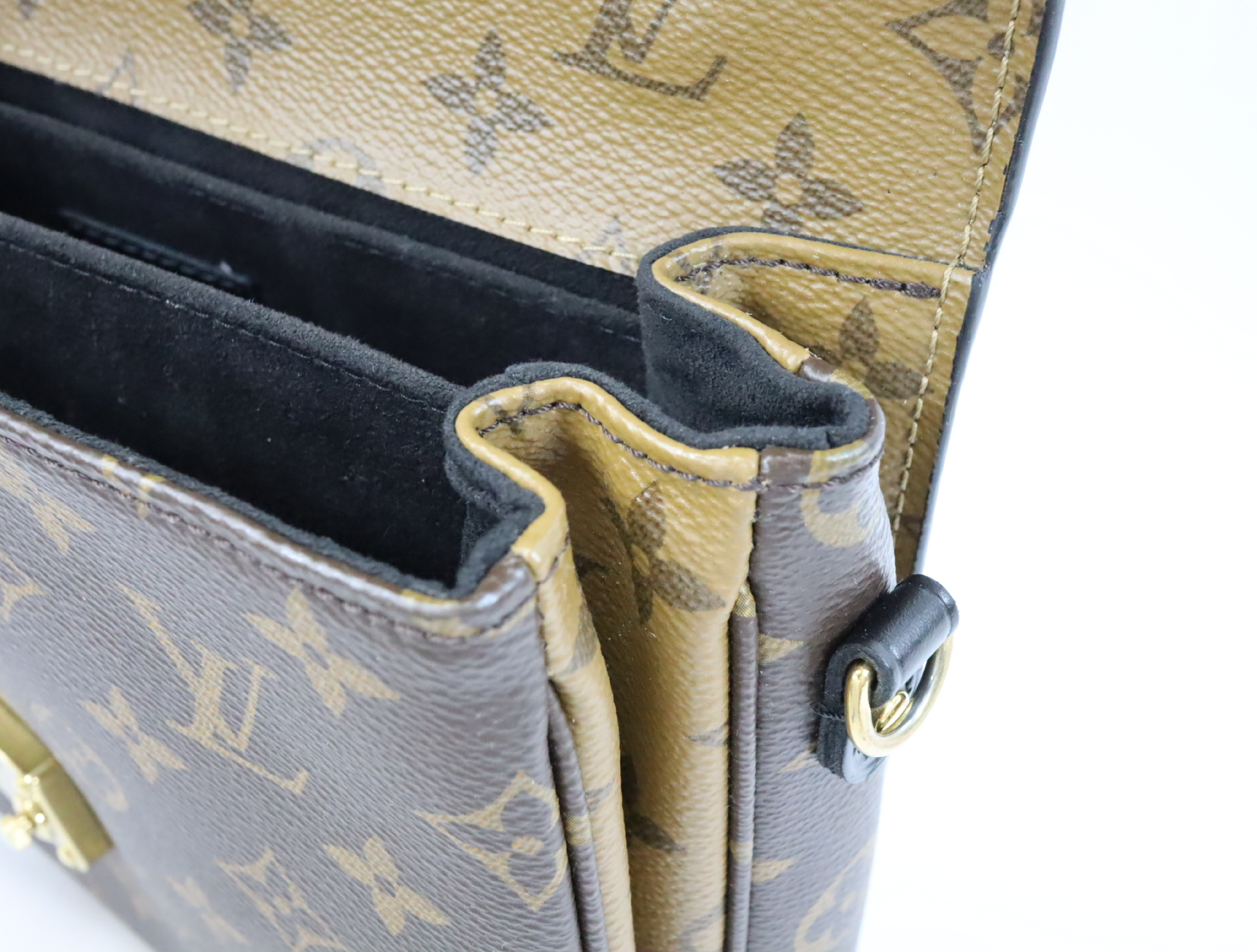 Monogram Reverse Pochette Metis MM M44876 Shoulder Bag (RFID detected) — view 15