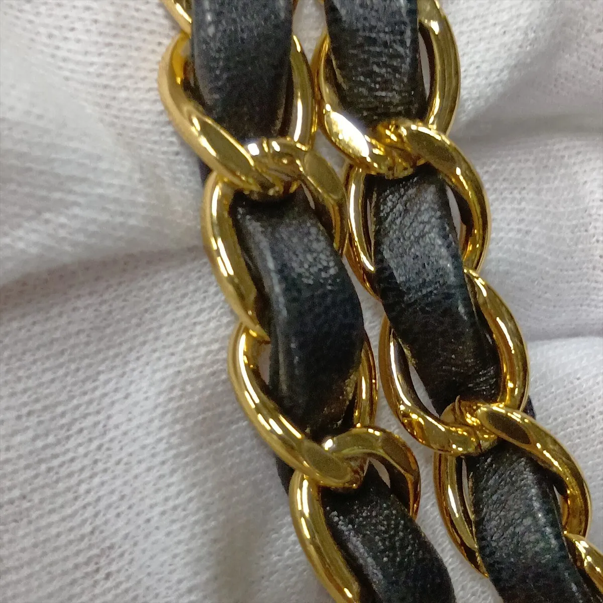 [Individually packaged] Chanel Matelassé 25 Lambskin Double Flap Double Chain Bag, Black with Gold Hardware, 16003877, Serial Number 16, Series A01112 — view 13