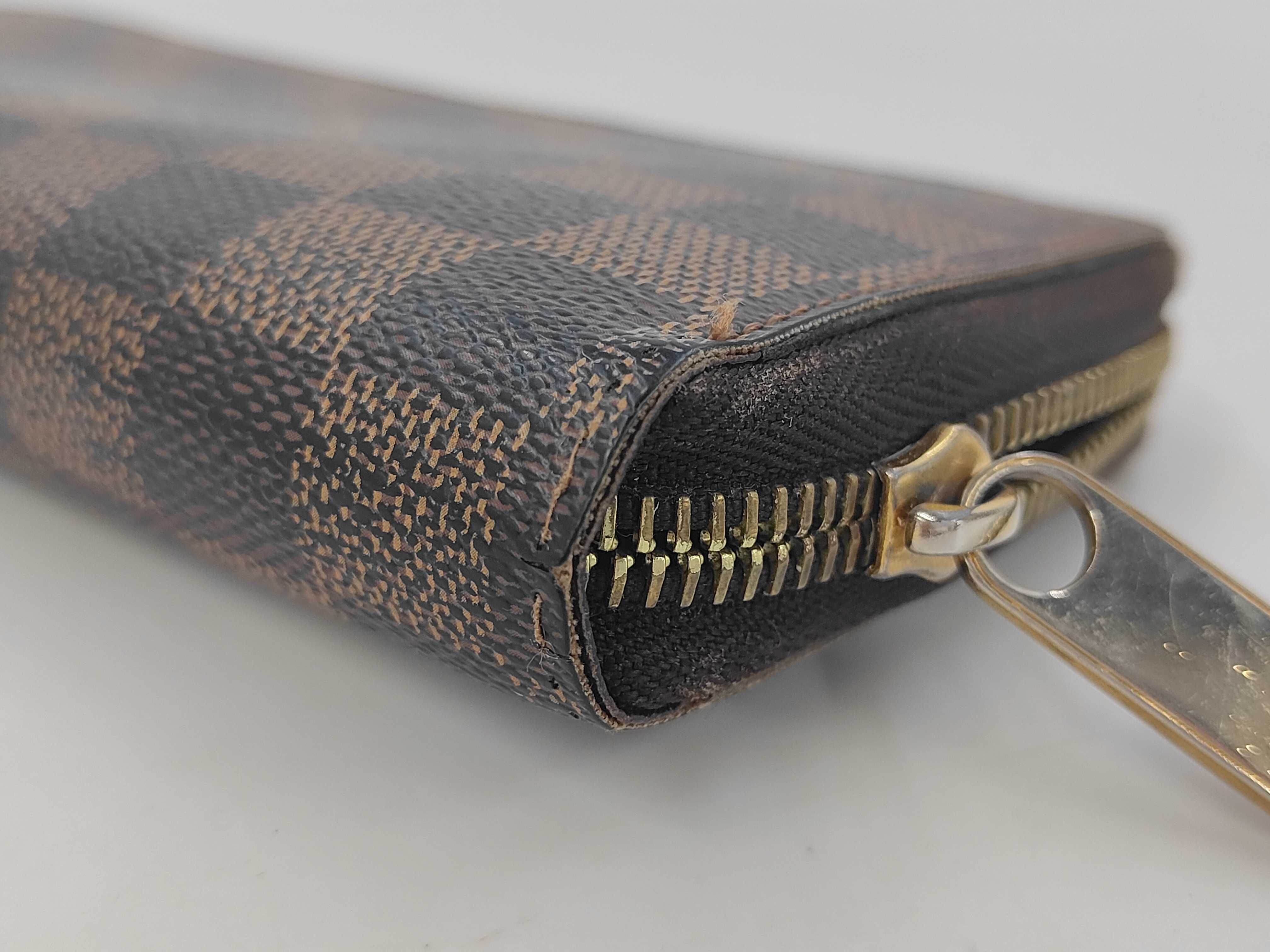 Damier Zippy Wallet — view 3