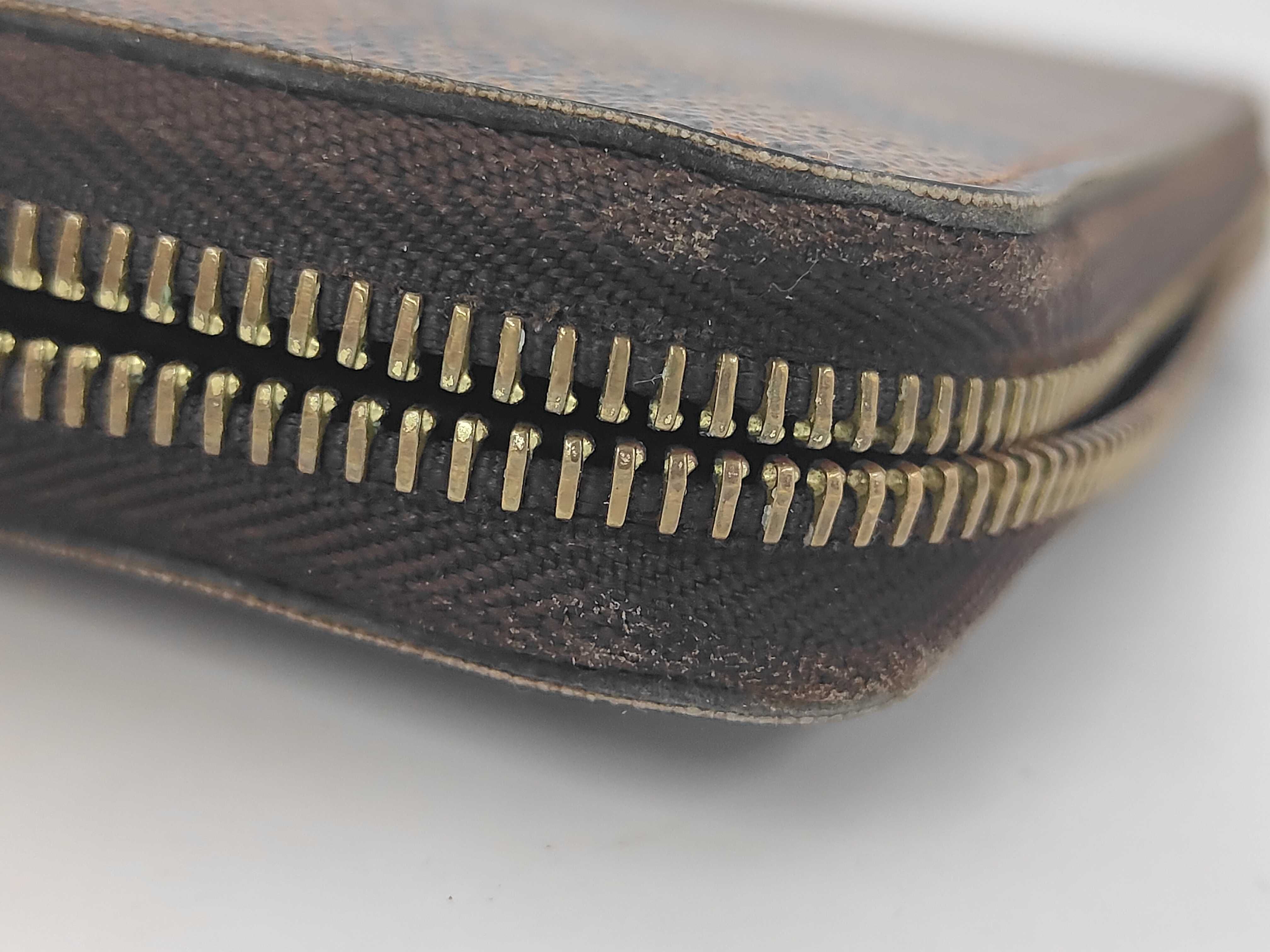 Damier Zippy Wallet — view 4