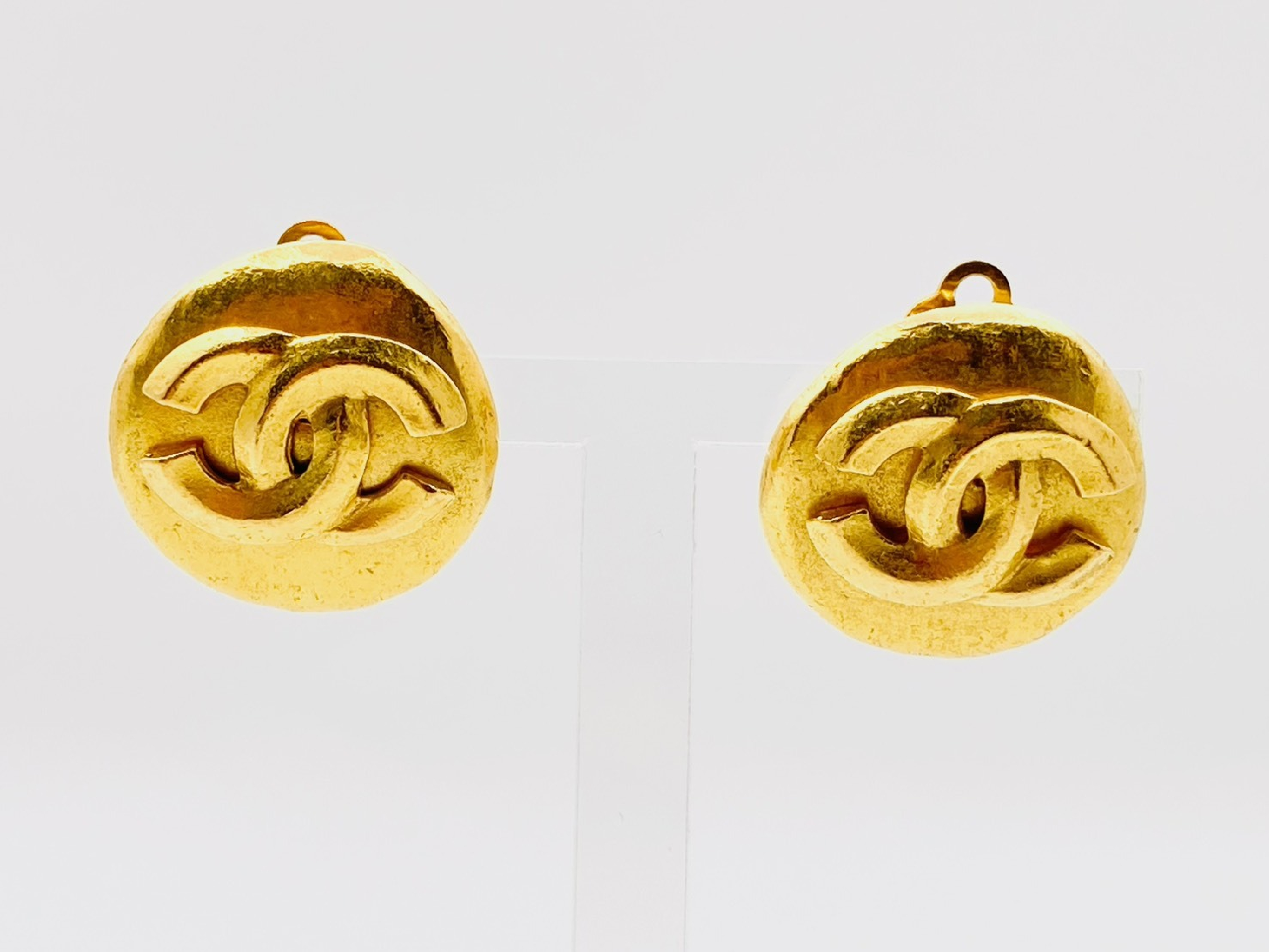 Coco Mark Round Earrings 96P Gold Earrings