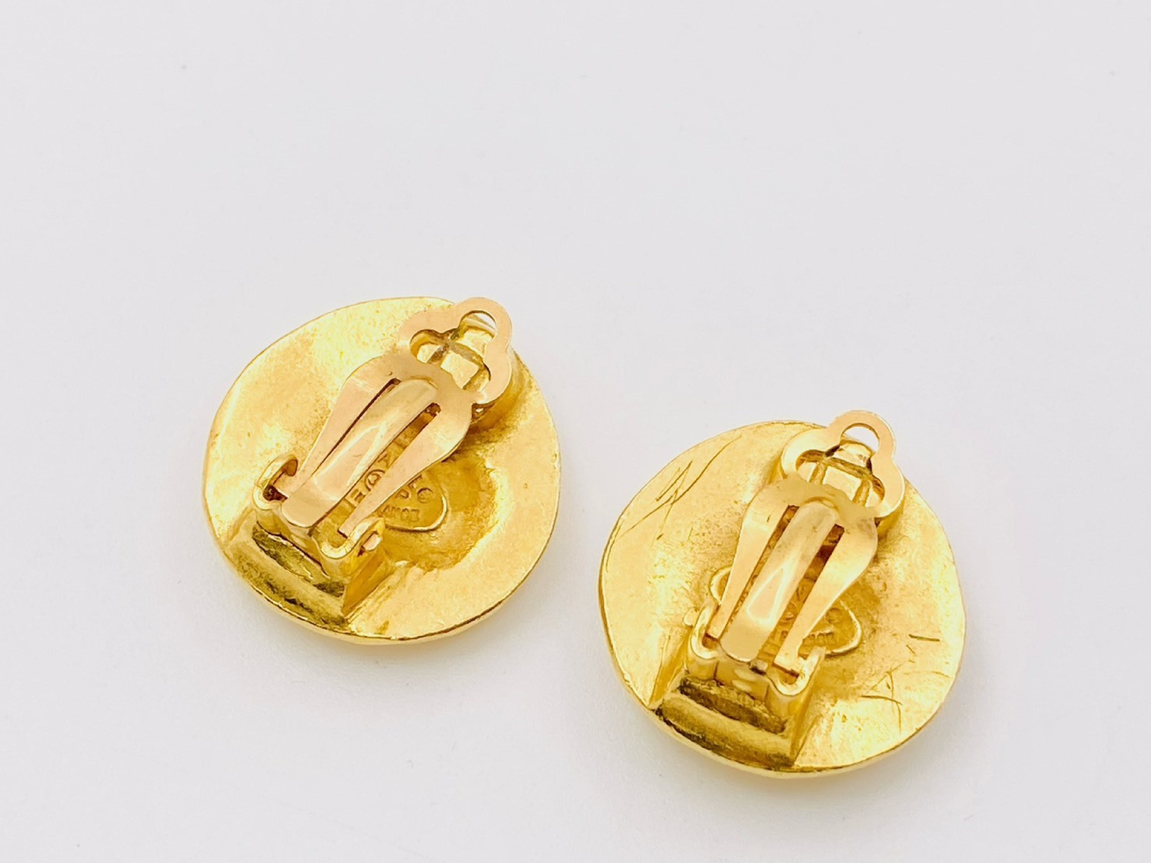 Coco Mark Round Earrings 96P Gold Earrings — view 2