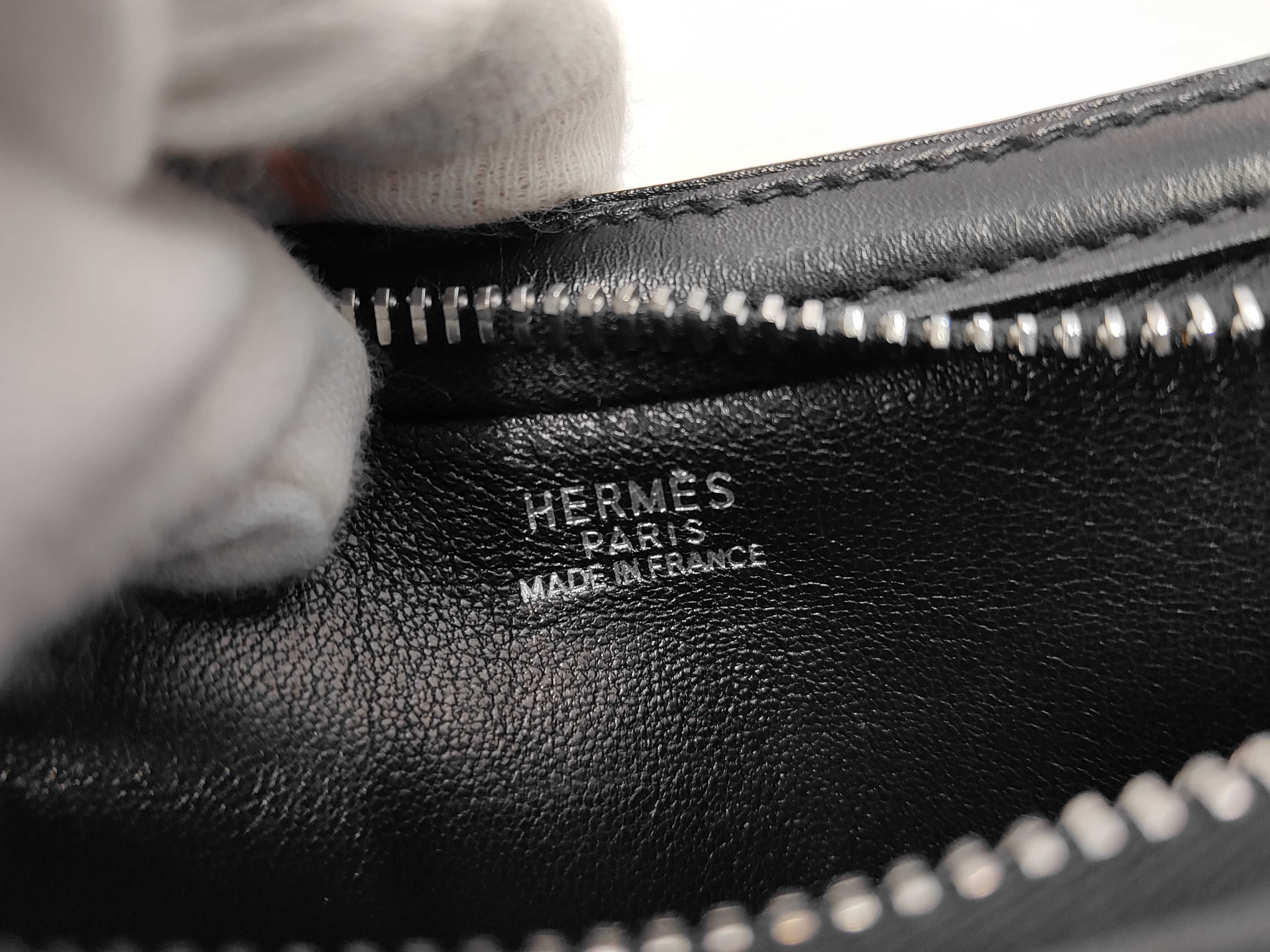 Caporal Black F Stamp Tote Bag — view 11