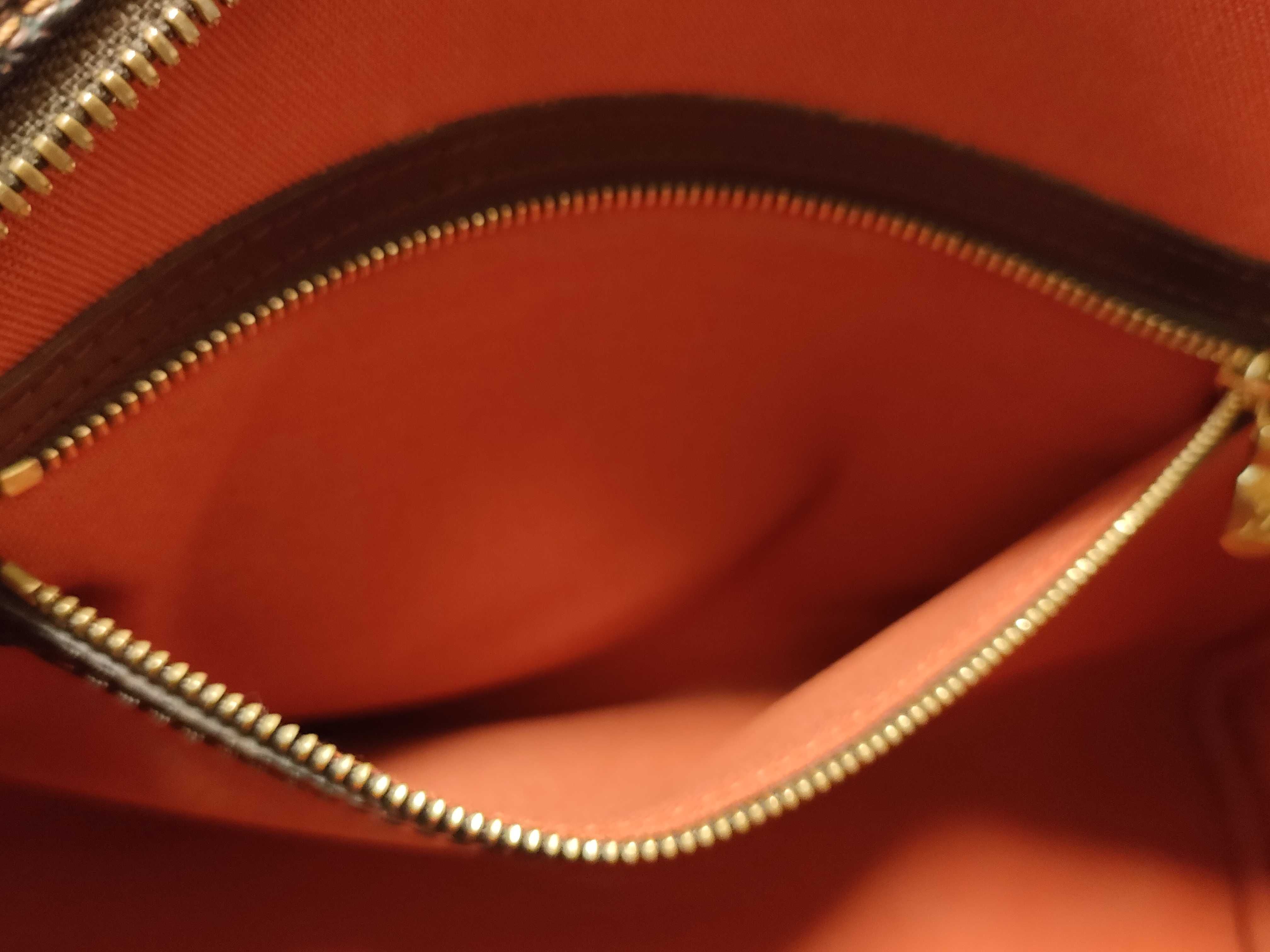 Damier Louis Vuitton Nolita Handbag — view 11