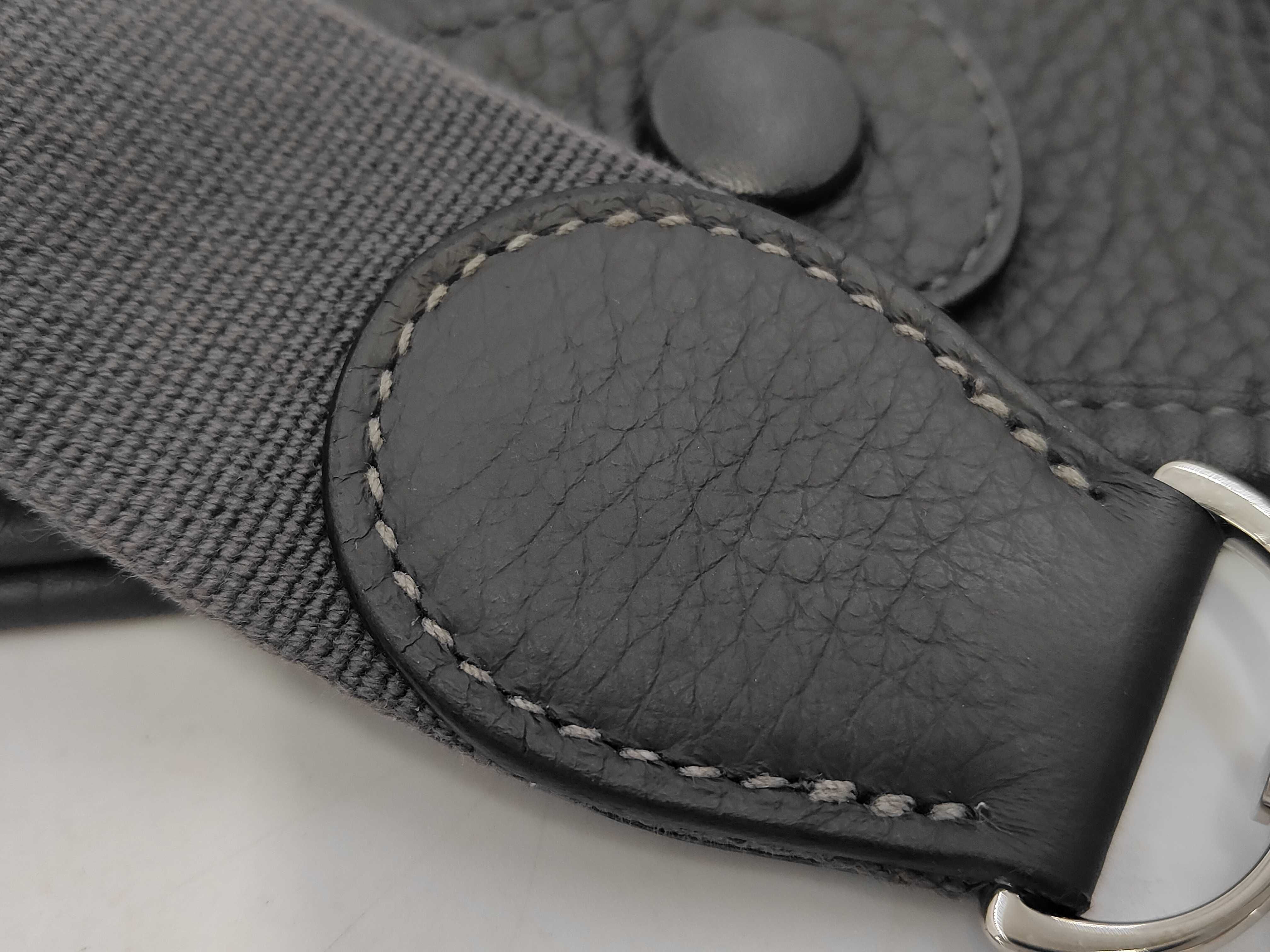 Evelyne GM Grey Shoulder Bag G — view 11